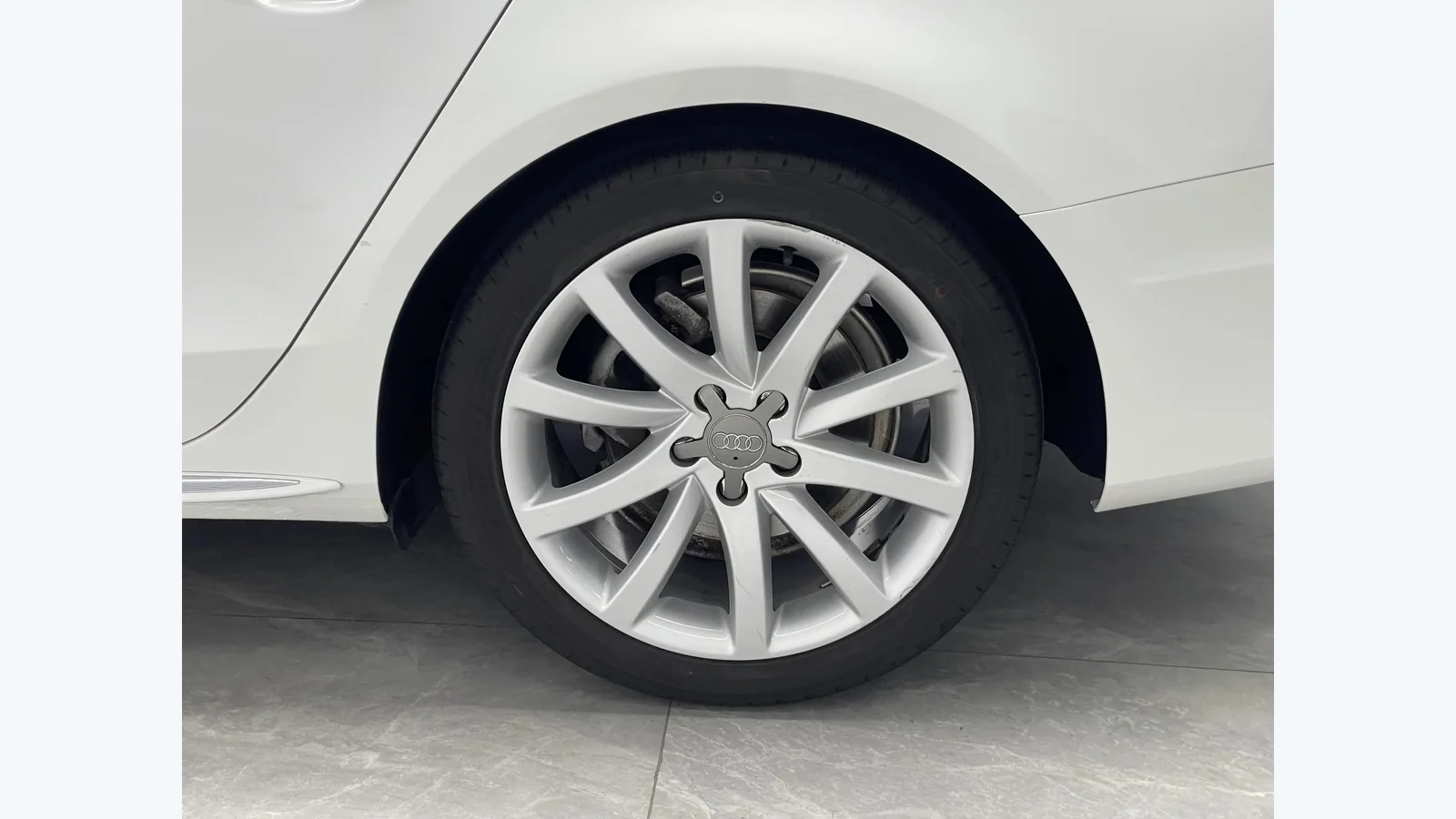 Used Audi A4 Photo 5 thumbnail
