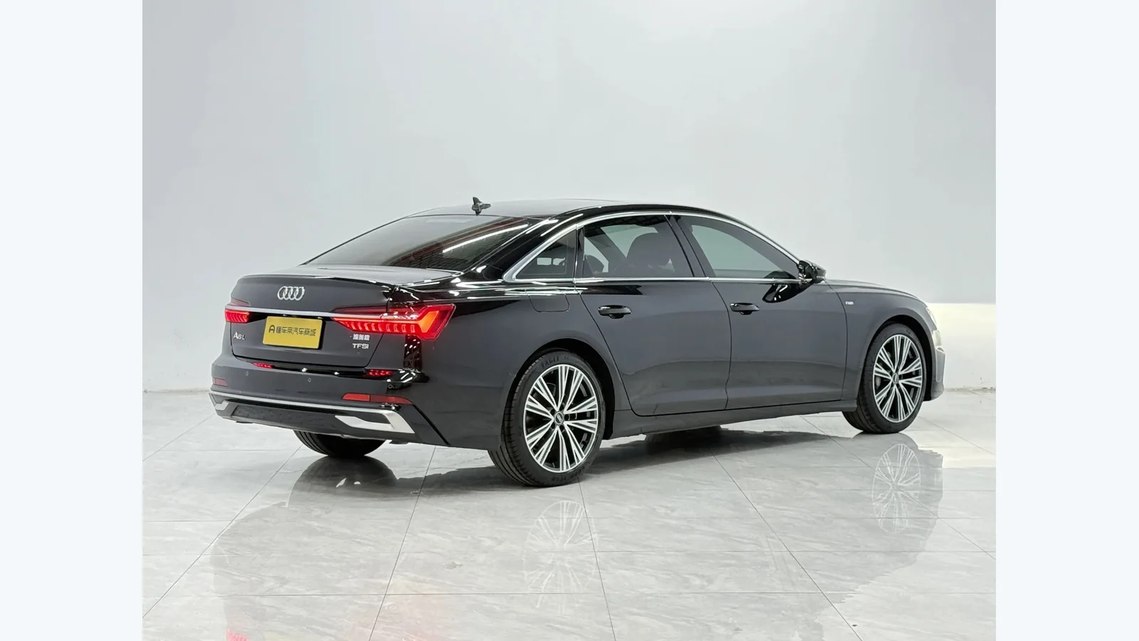 Used Audi A6L Photo 1 thumbnail