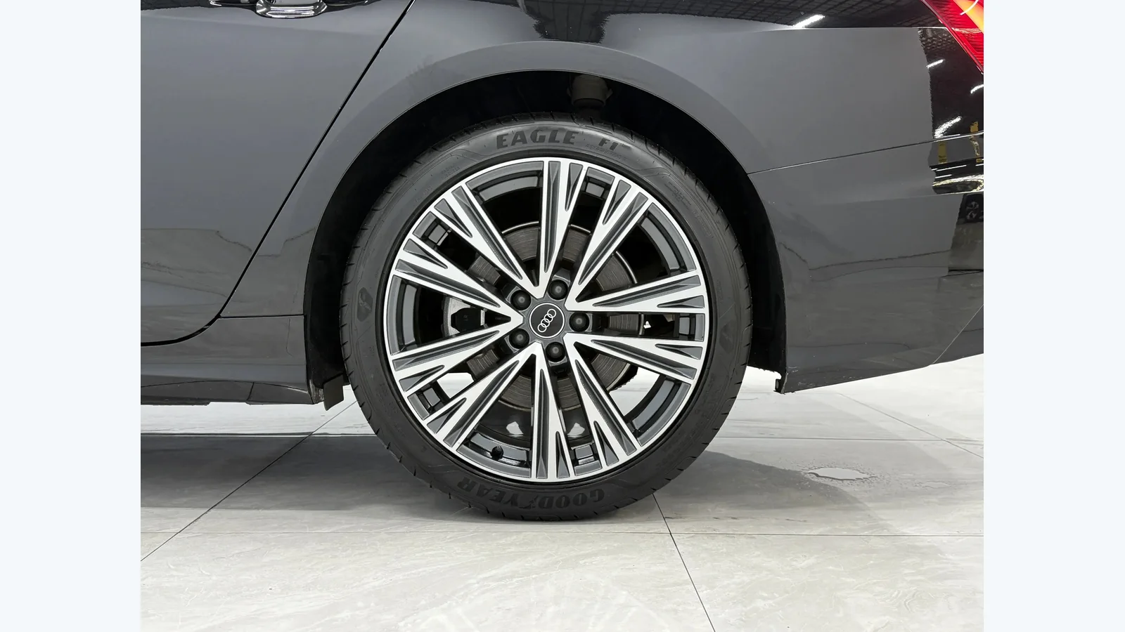 Used Audi A6L Photo 5 thumbnail