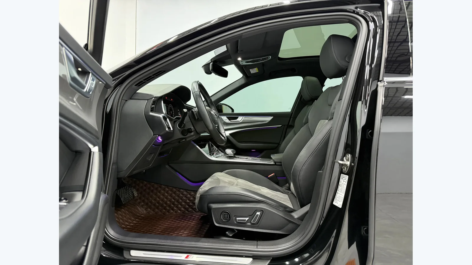 Used Audi A6L Photo 11 thumbnail