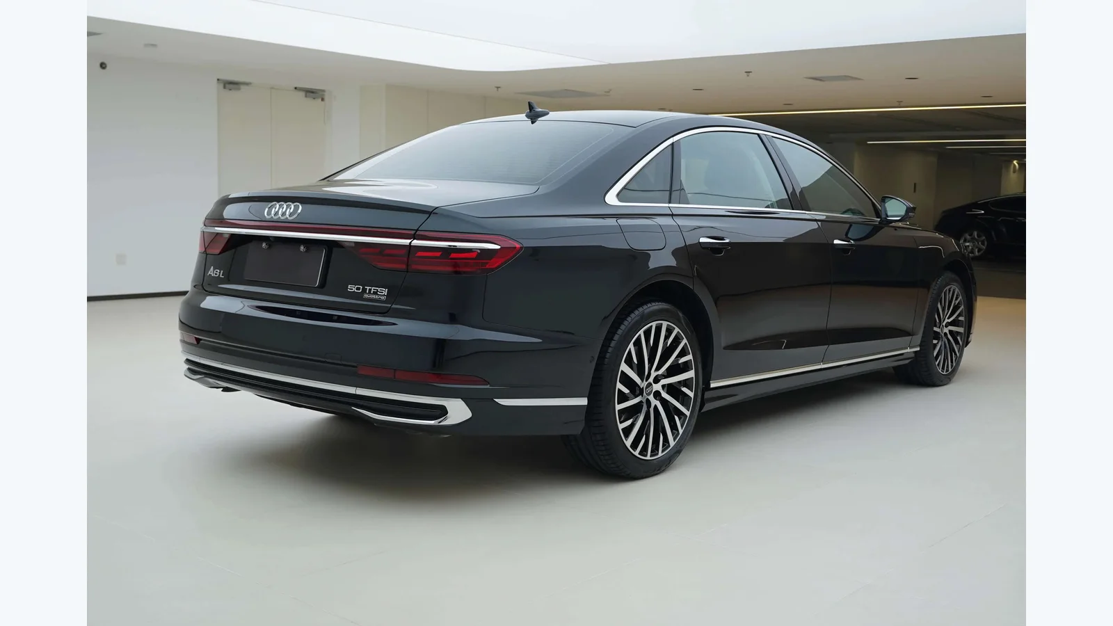 Used Audi A8 Photo 1 thumbnail