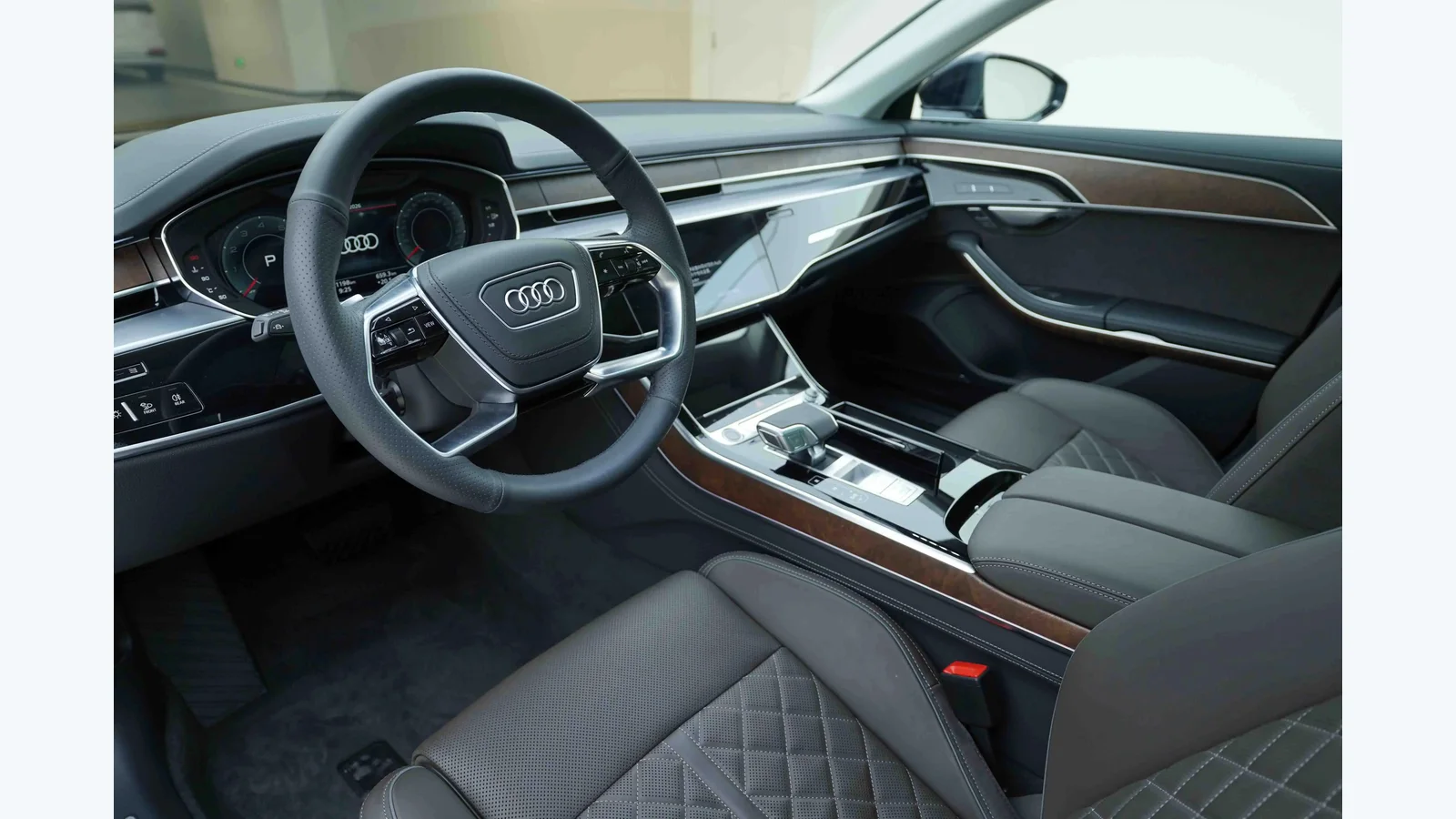 Used Audi A8 Photo 12 thumbnail