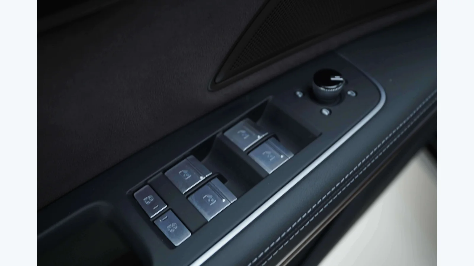 Used Audi A8 Photo 17 thumbnail