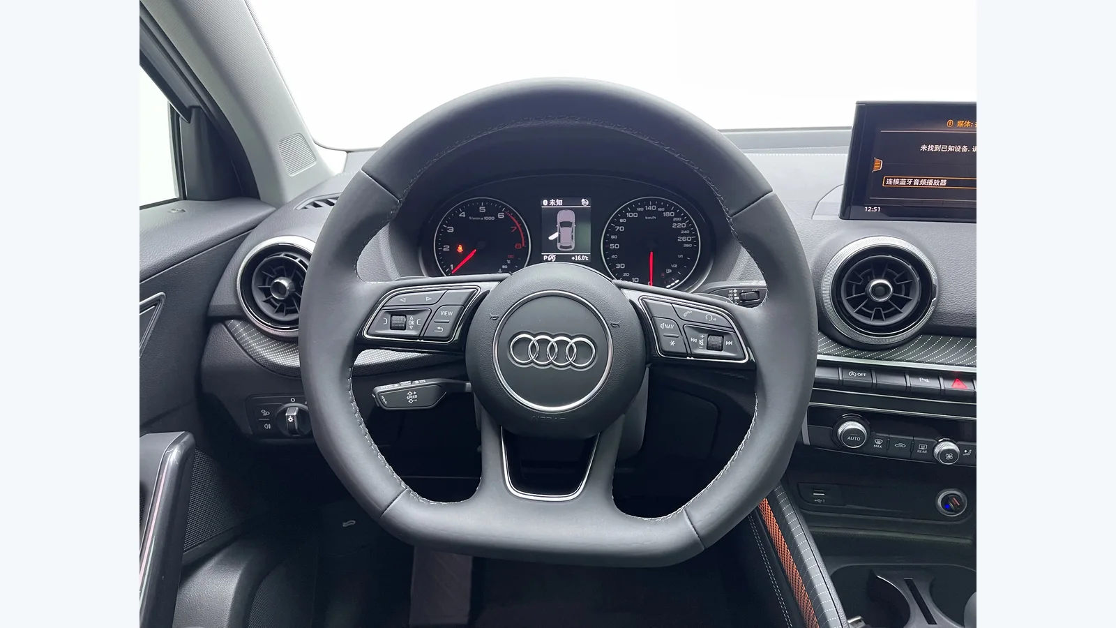 Used Audi Q2 Photo 10 thumbnail