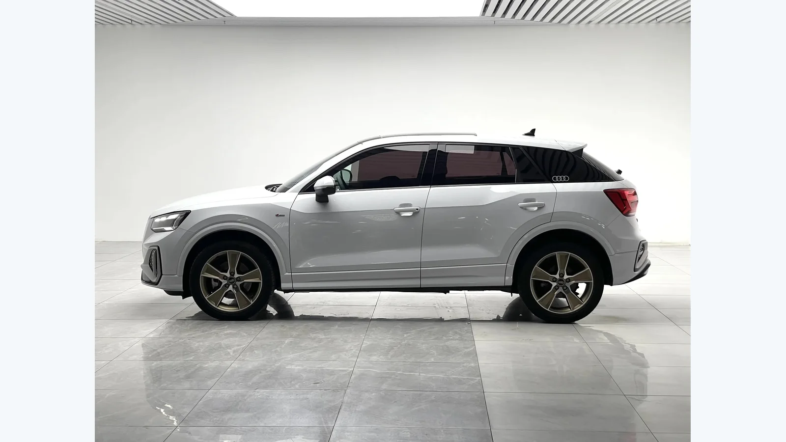 Used Audi Q2 Dashboard thumbnail