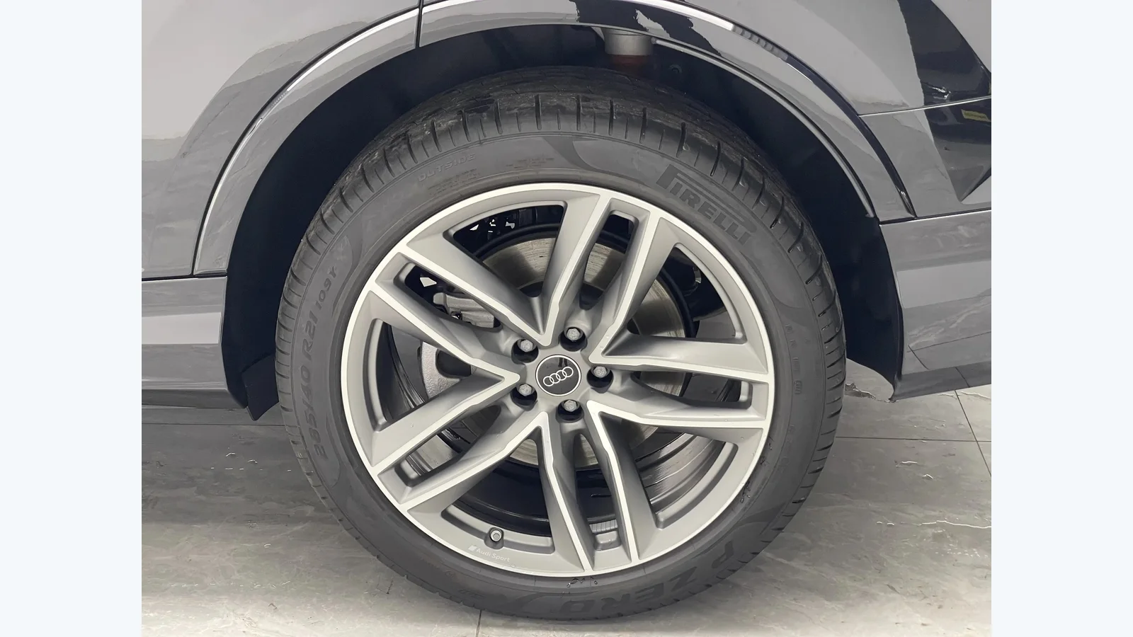 Used Audi Q7 Photo 5 thumbnail