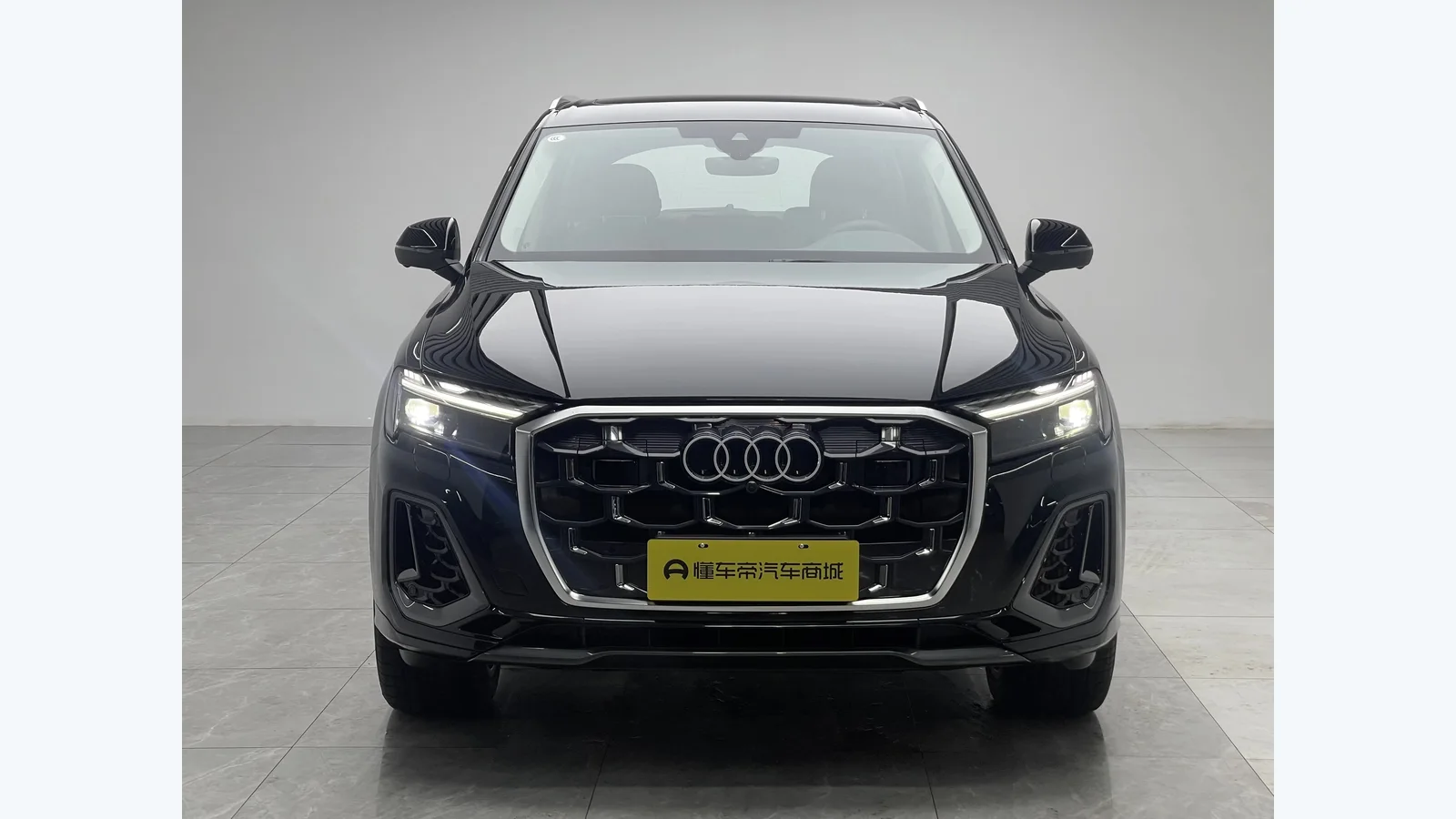 Used Audi Q7 Side profile thumbnail