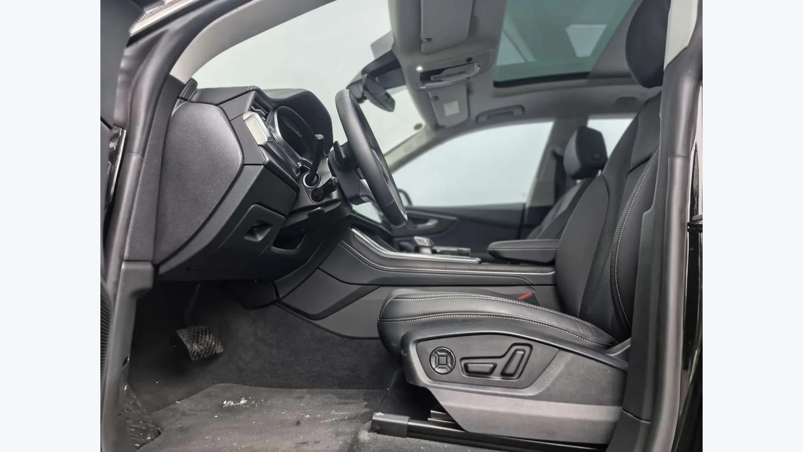 Used Audi Q8 Photo 10 thumbnail