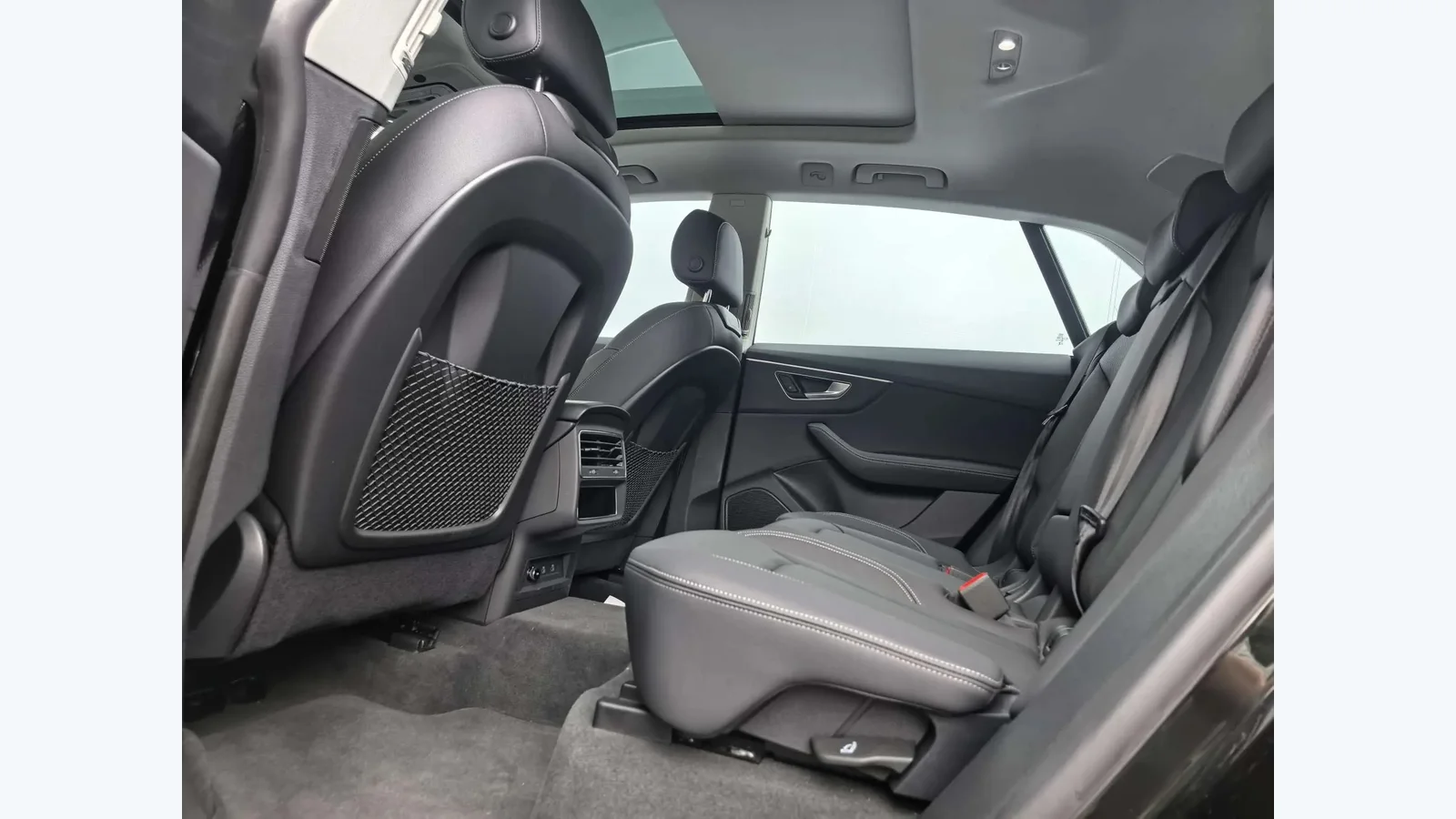 Used Audi Q8 Photo 11 thumbnail
