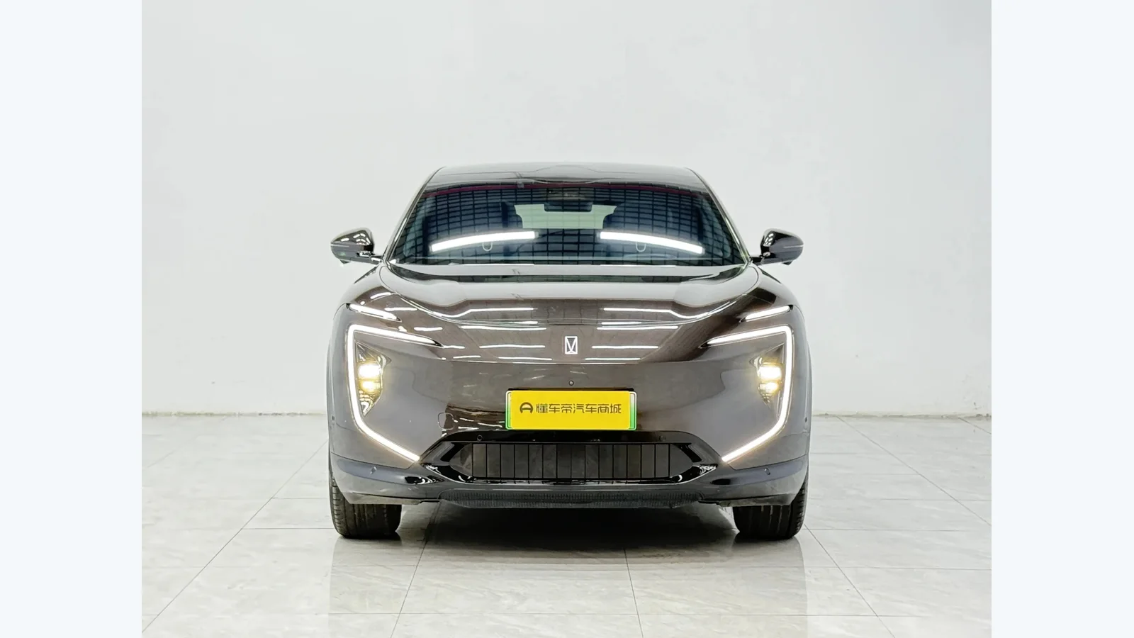 Used Avatr 07 Side profile thumbnail