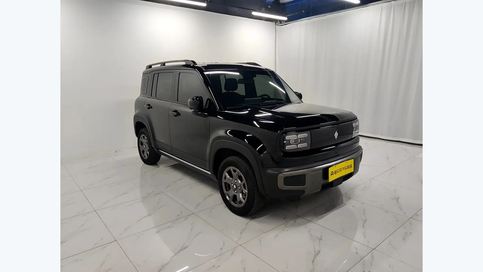 Used Baojun Yep Plus Side profile thumbnail