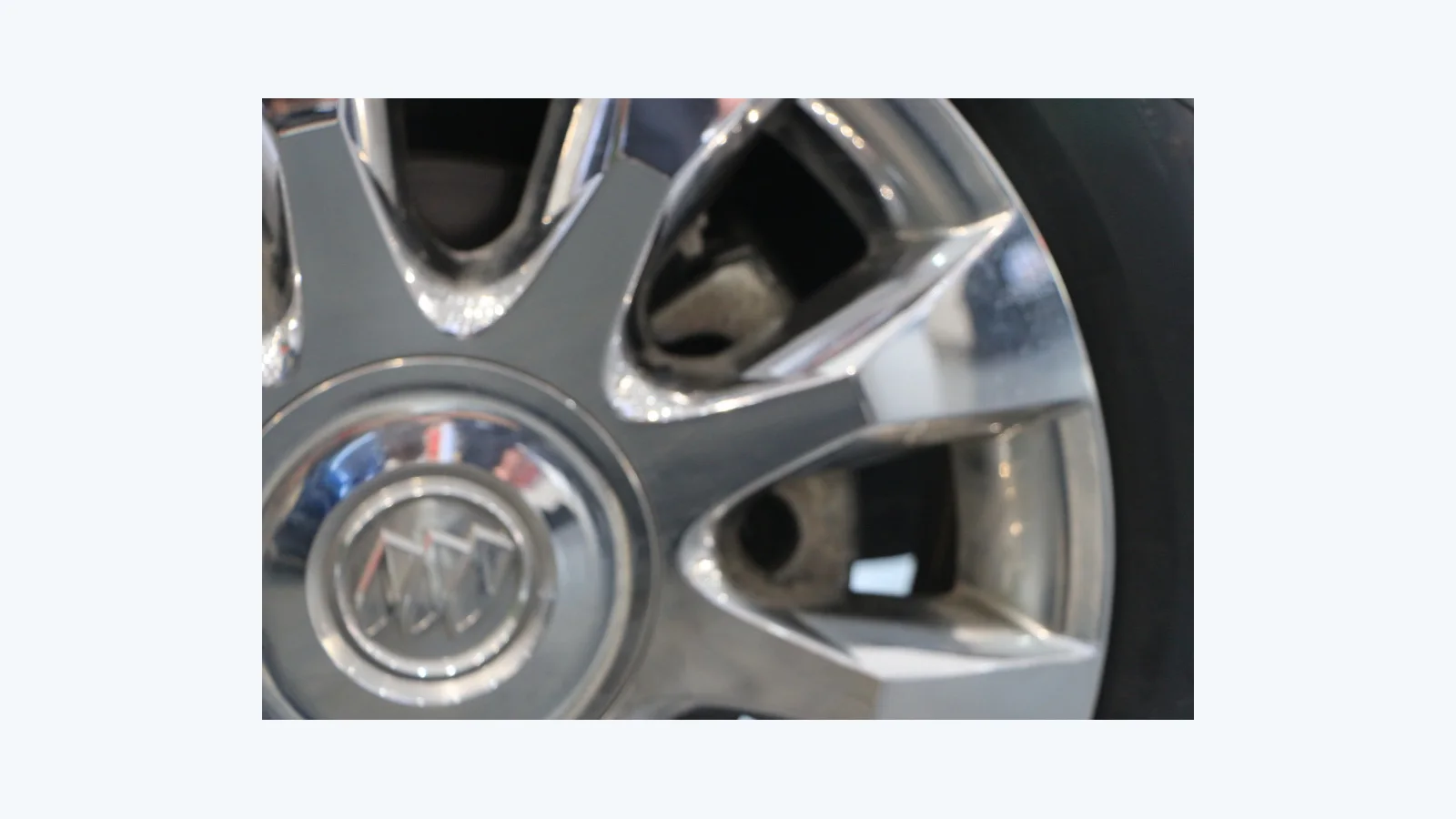 Used Buick Enclave Details thumbnail