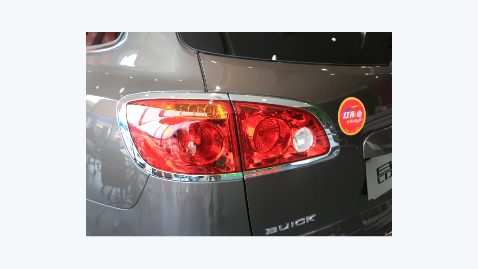Used Buick Enclave Photo 2 thumbnail