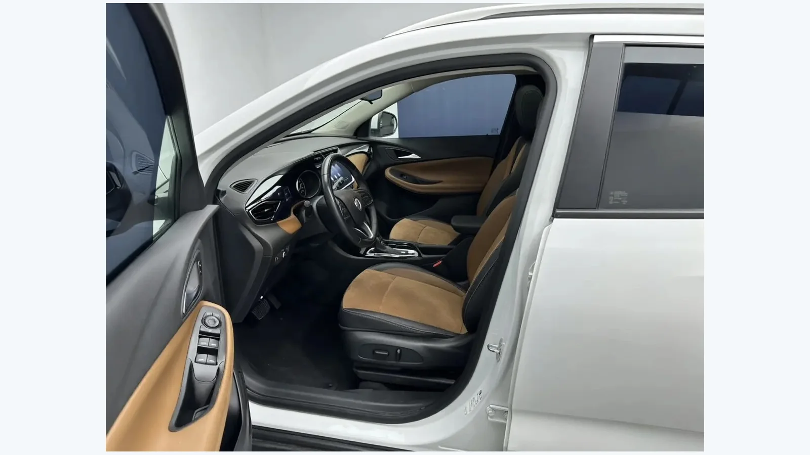 Used Buick Encore GX Photo 11 thumbnail