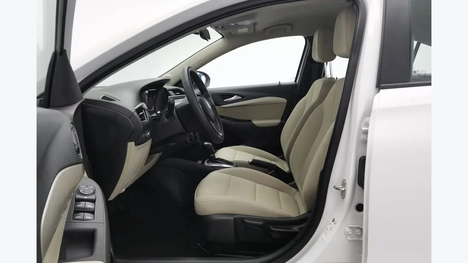 Used Buick Excelle Photo 11 thumbnail