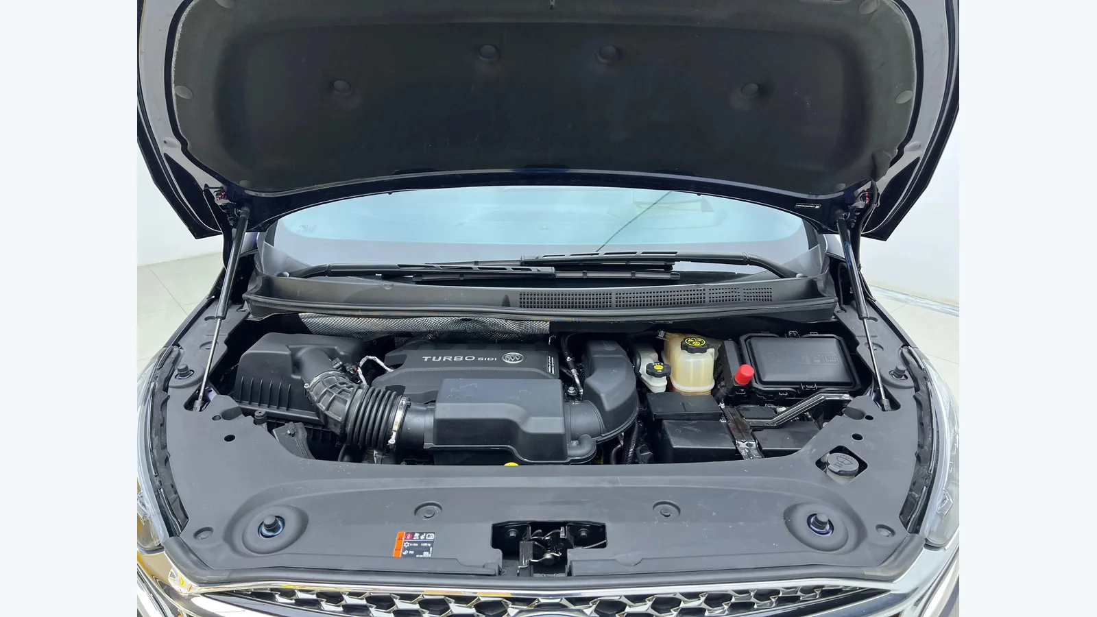Used Buick GL8 Avenir Photo 6 thumbnail