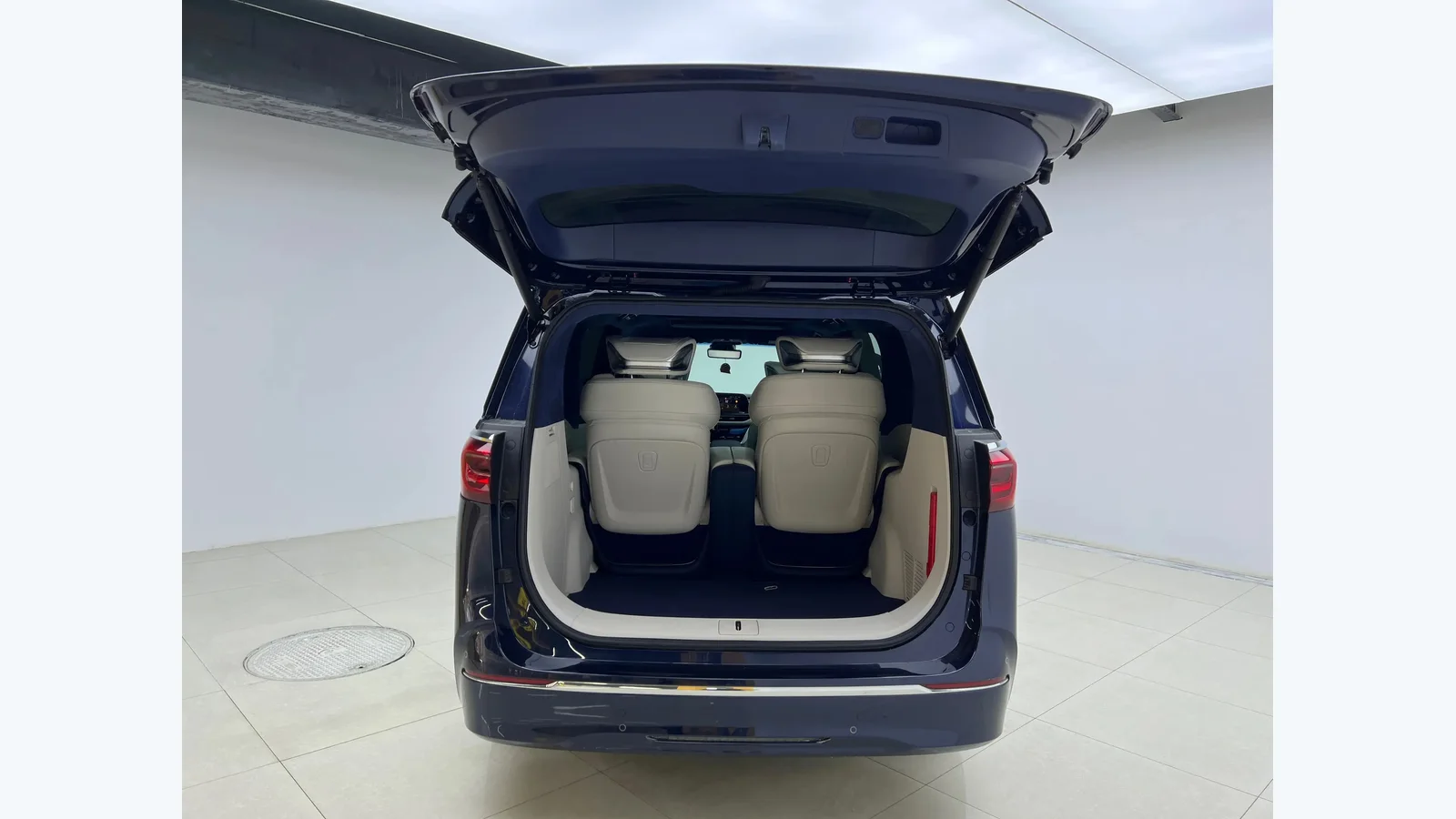 Used Buick GL8 Avenir Photo 14 thumbnail