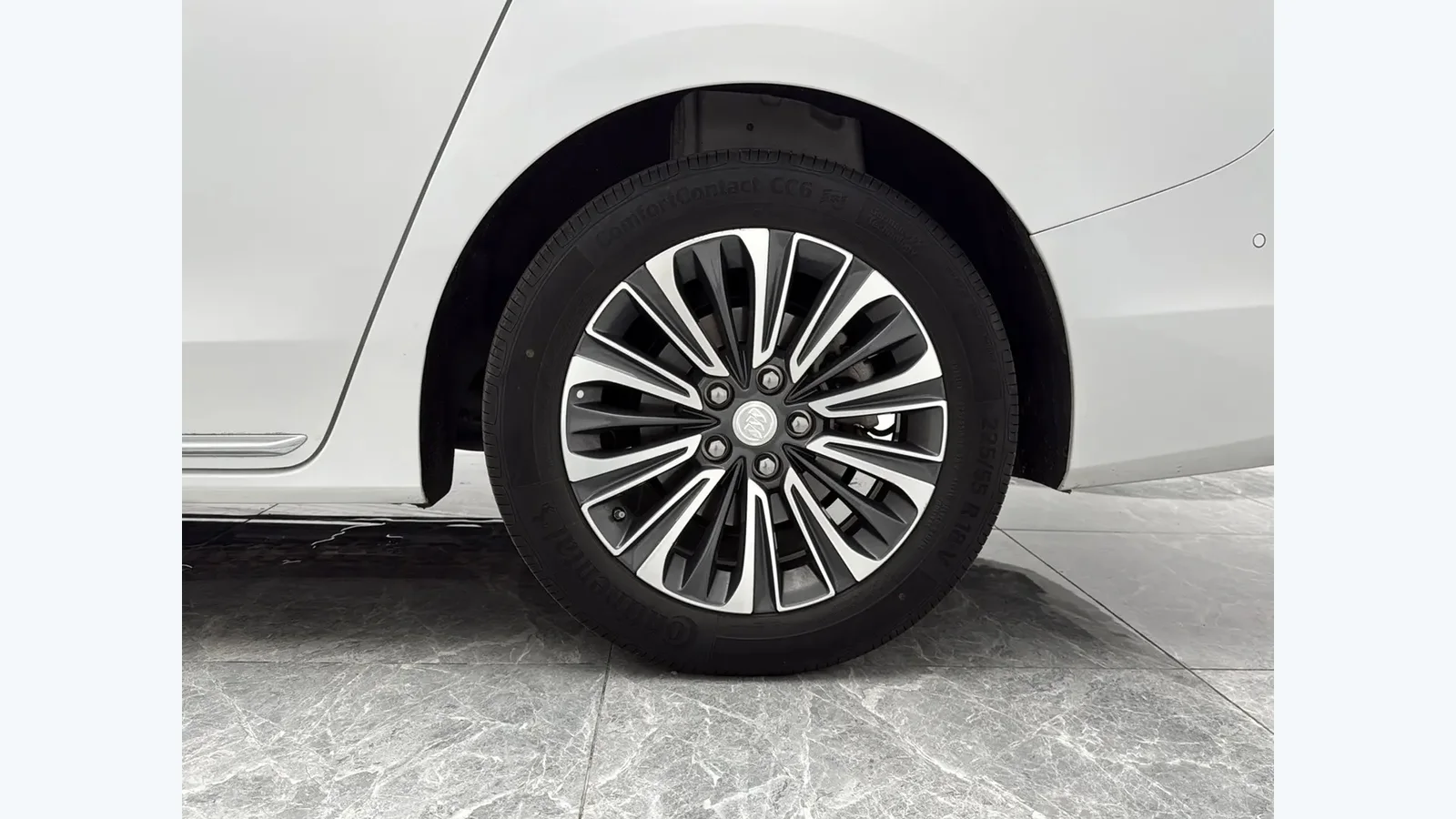 Used Buick GL8 ES Photo 5 thumbnail