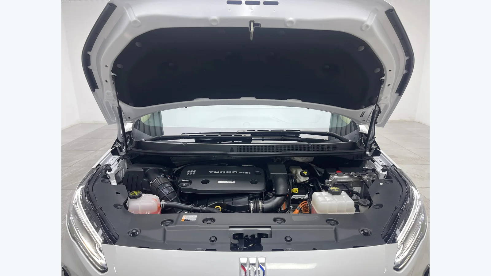 Used Buick GL8 PHEV Photo 6 thumbnail