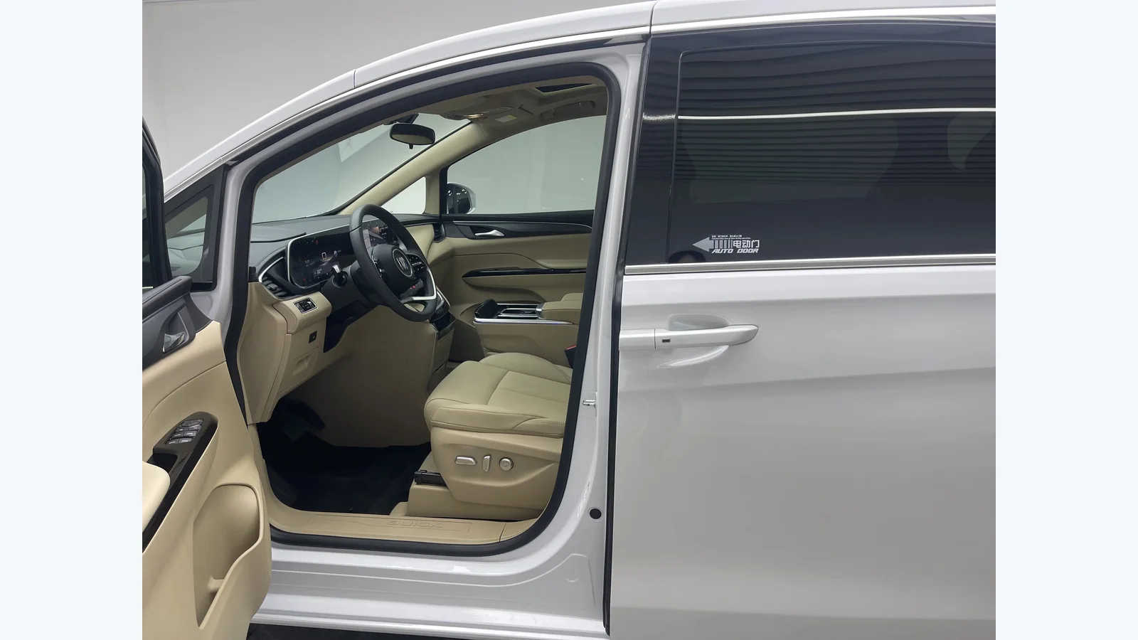 Used Buick GL8 PHEV Photo 11 thumbnail