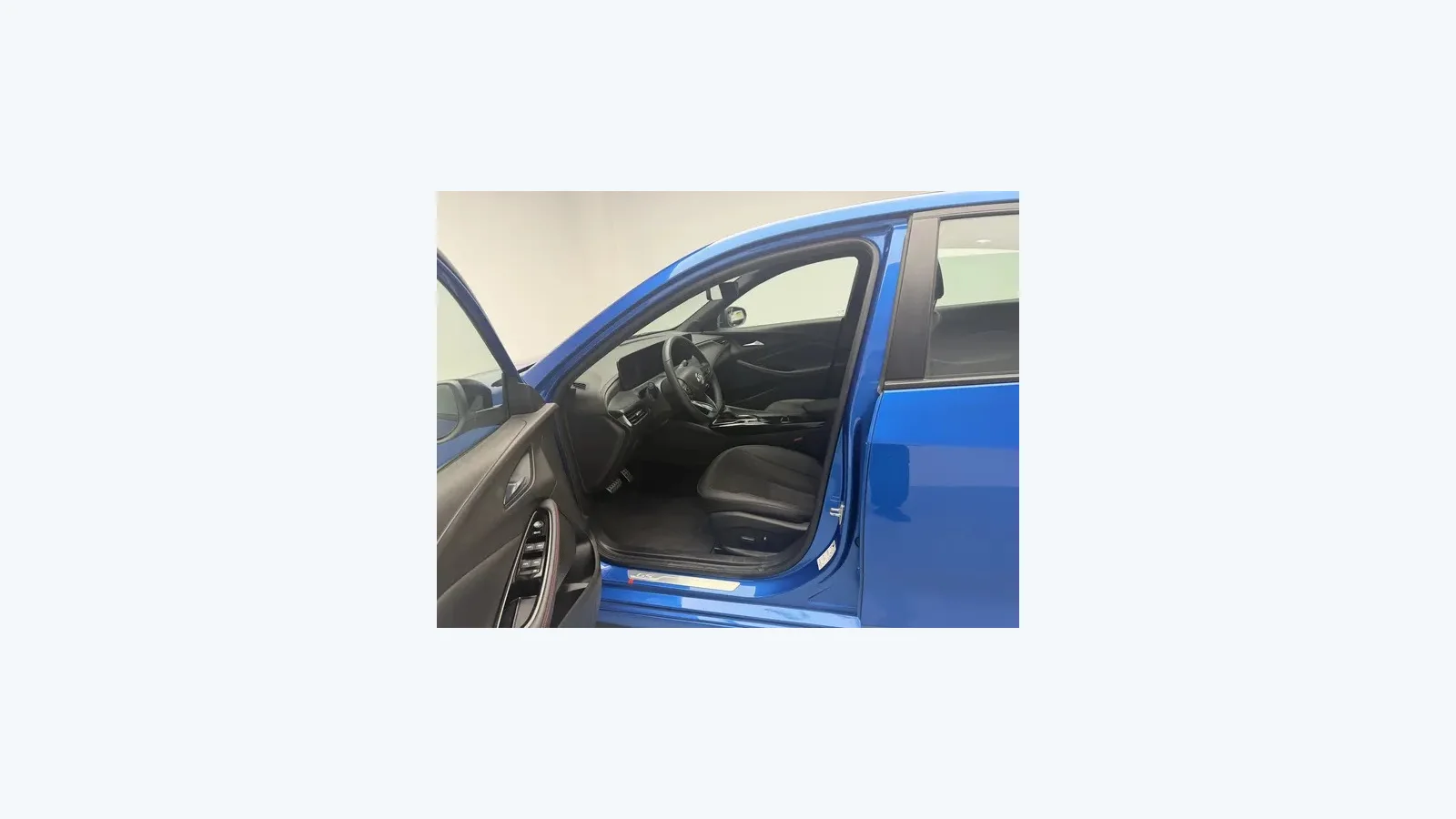 Used Buick Verano Photo 11 thumbnail