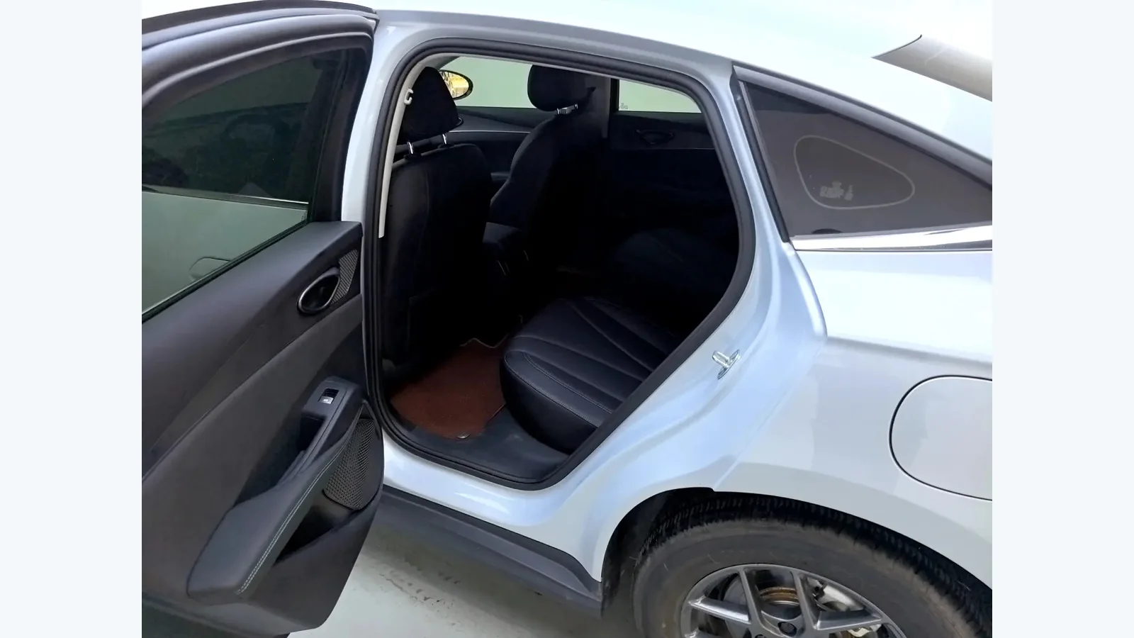Used BYD Seal 06 DM-i Photo 12 thumbnail