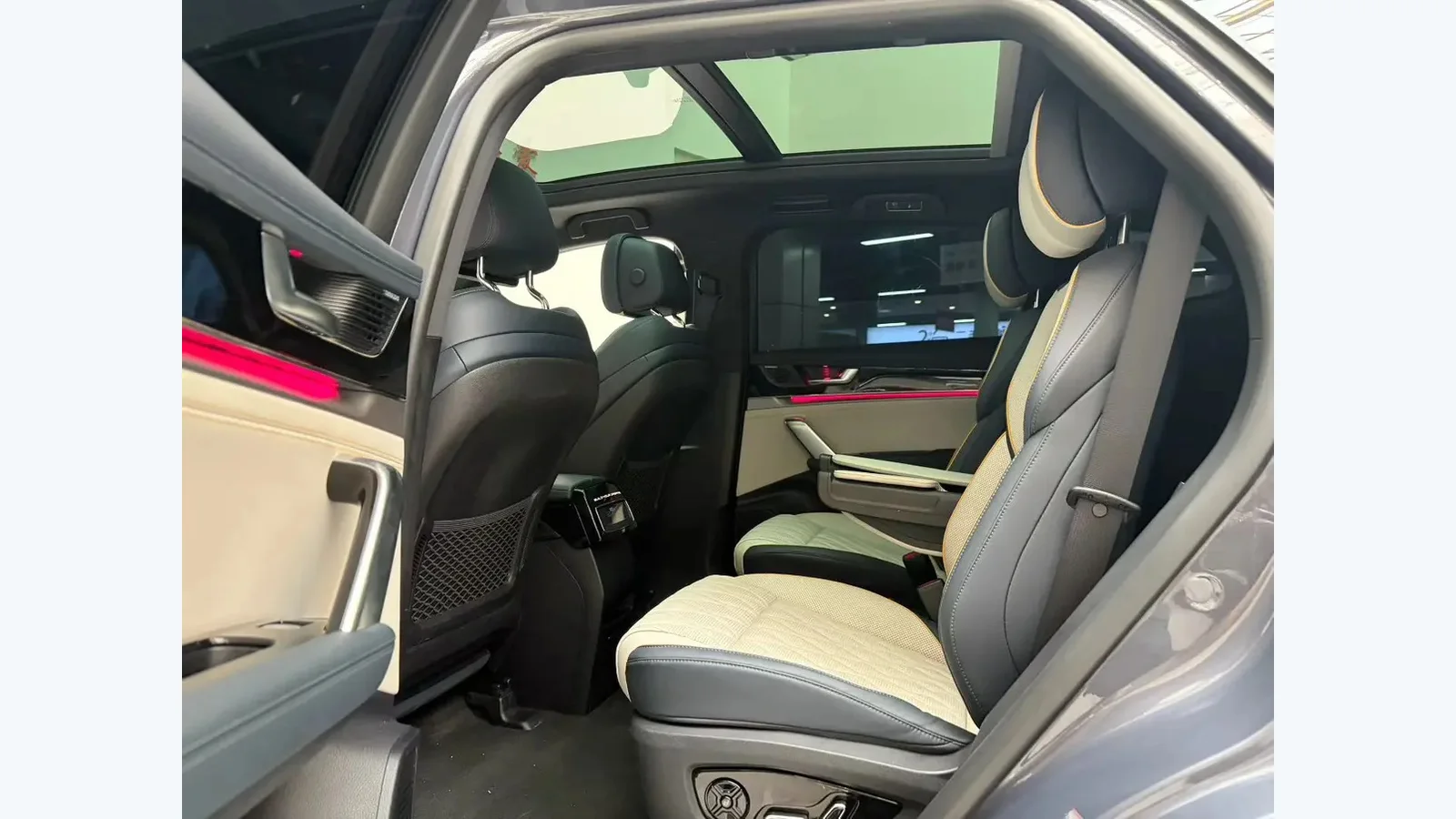 Used BYD Tang EV Photo 3 thumbnail