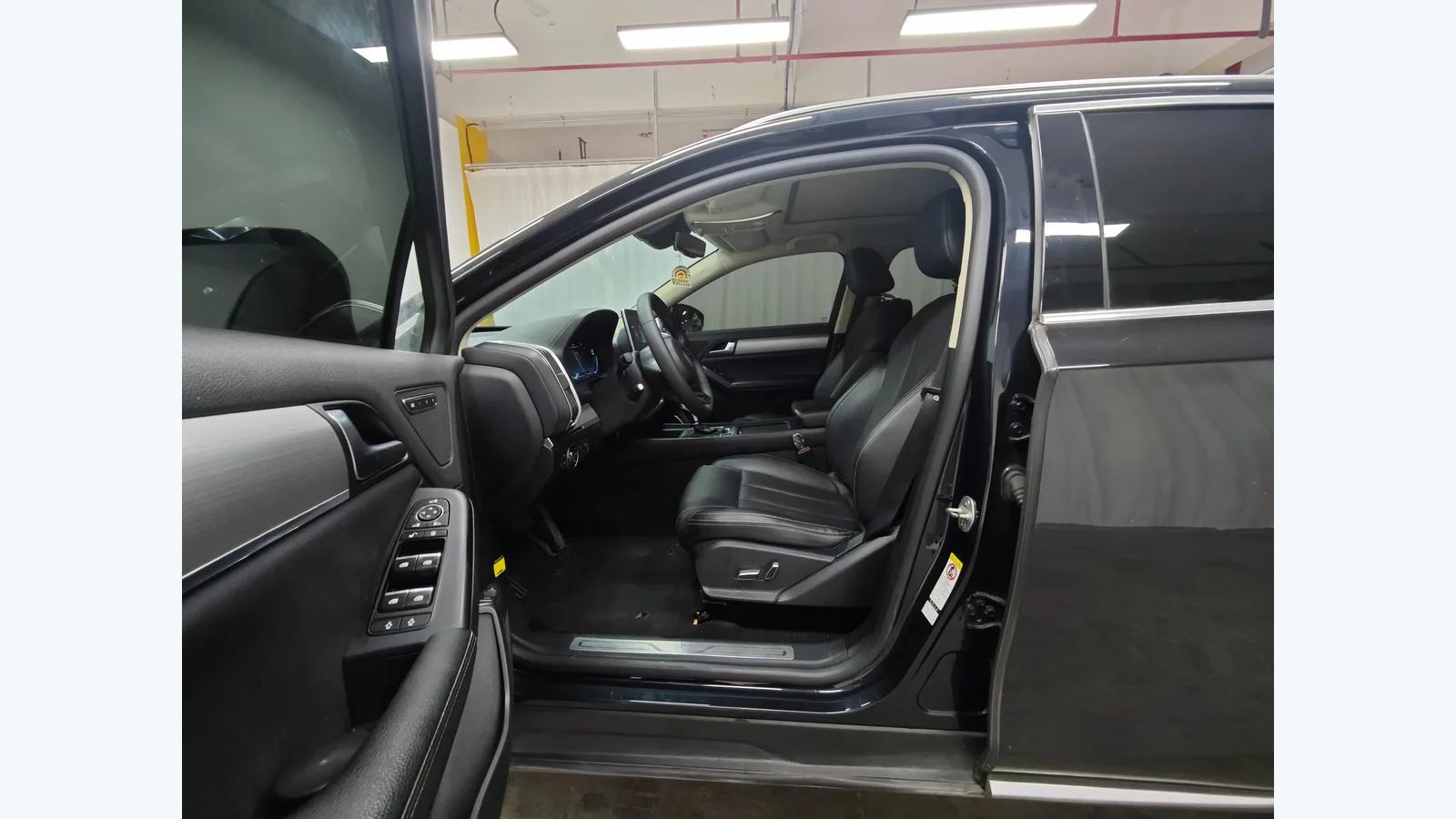 Used BYD Tang Photo 11 thumbnail