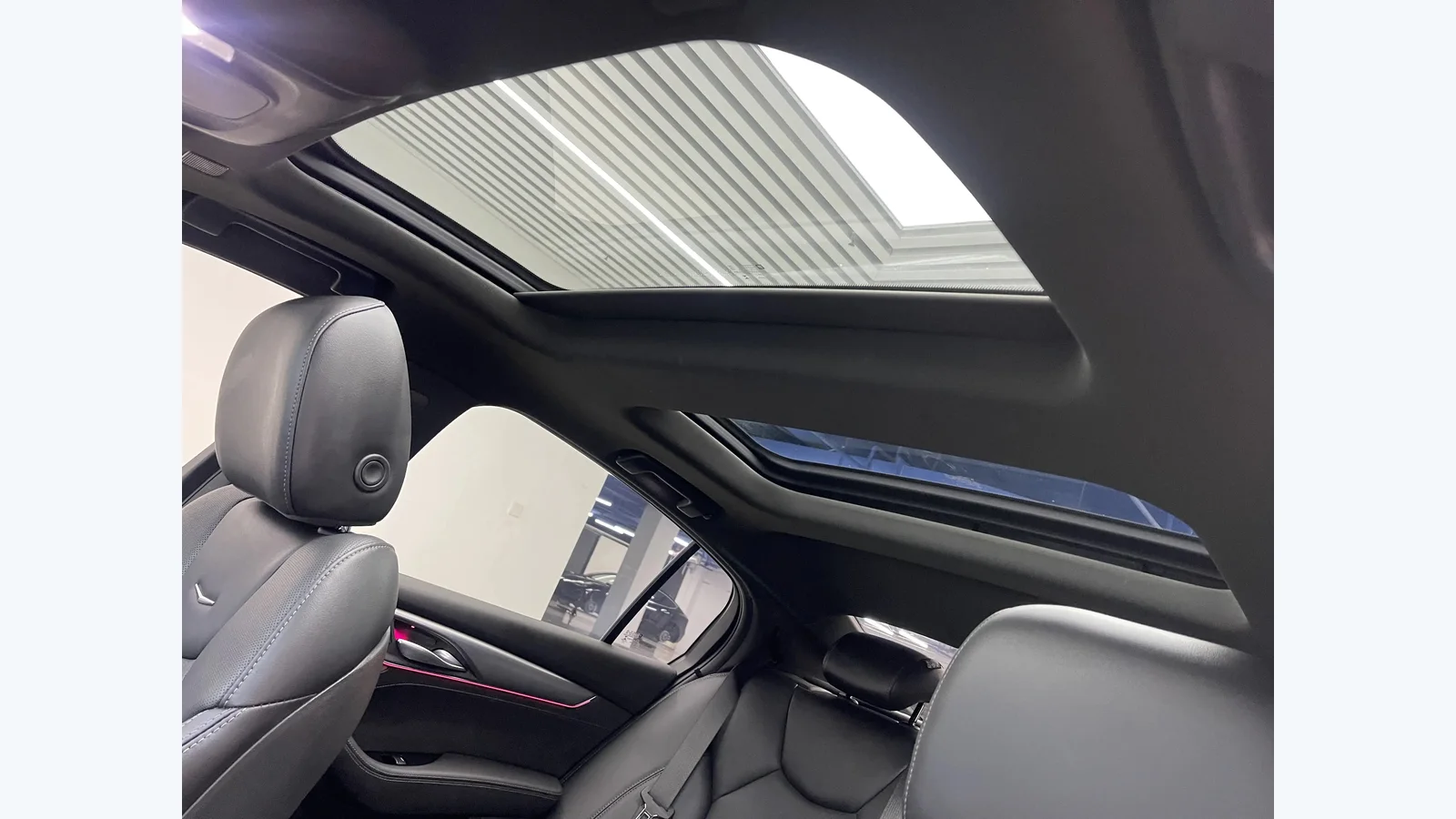 Used Cadillac CT5 Photo 13 thumbnail