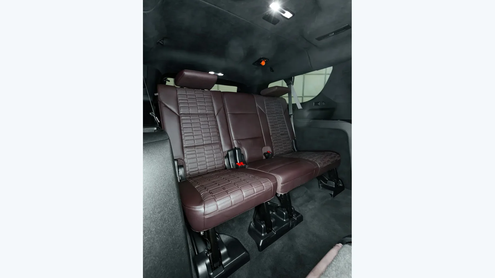 Used Cadillac Escalade Photo 2 thumbnail