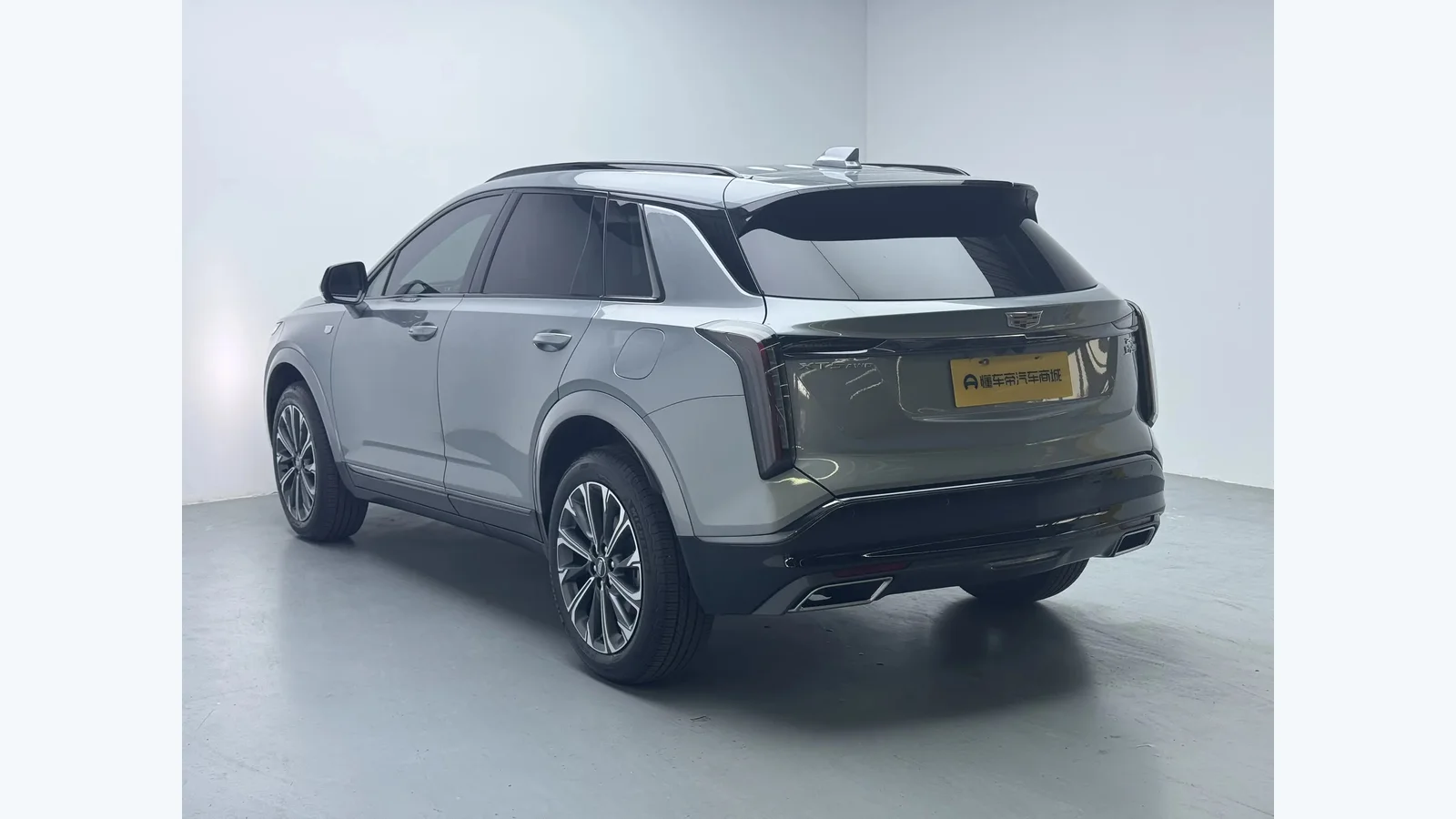 Used Cadillac XT5 Seats thumbnail
