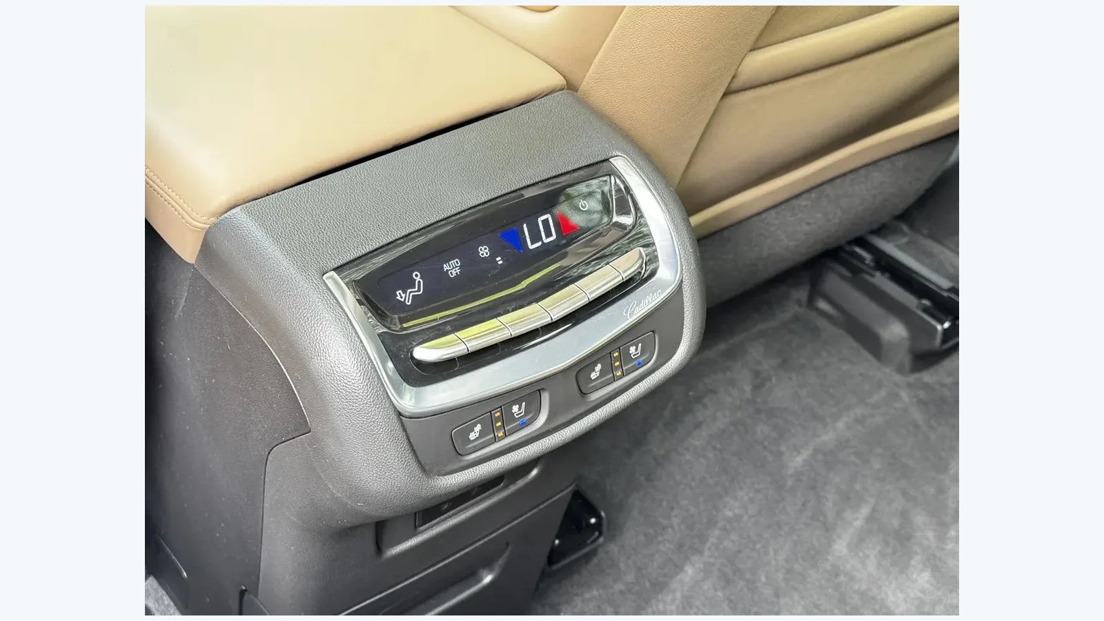Used Cadillac XT6 Photo 3 thumbnail