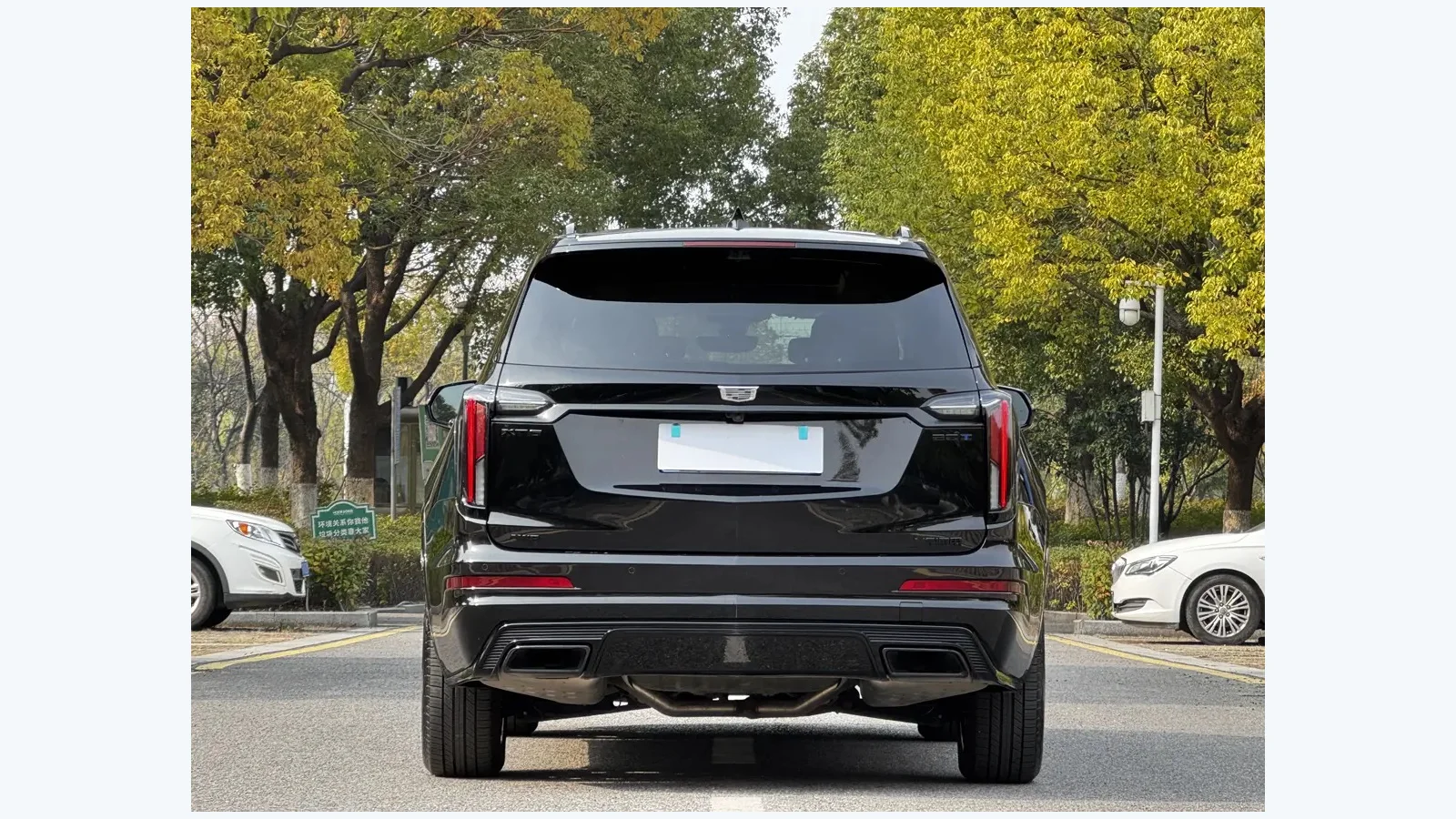 Used Cadillac XT6 Dashboard thumbnail