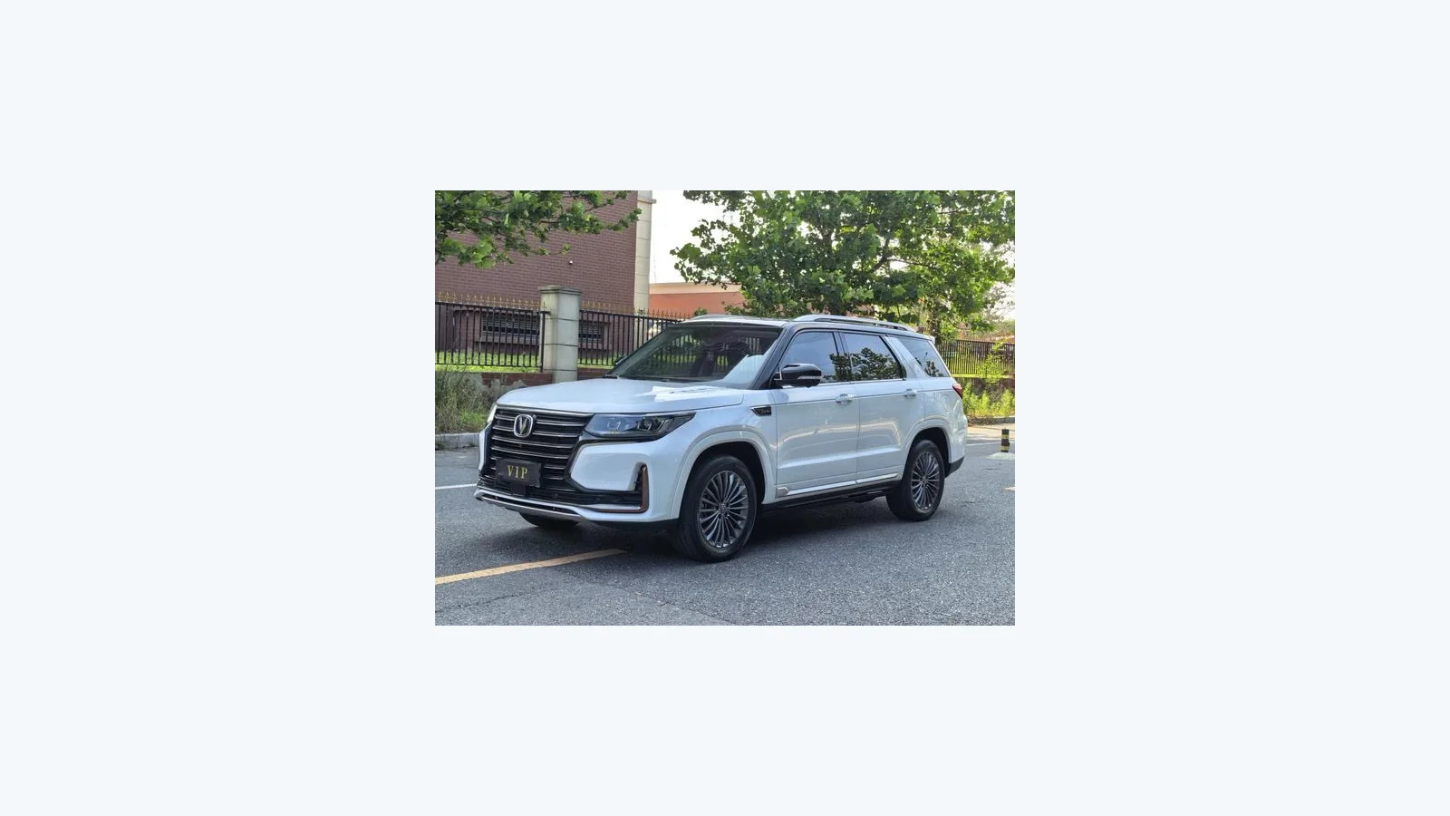 Used Changan CS95 Front 45-degree reference for China export