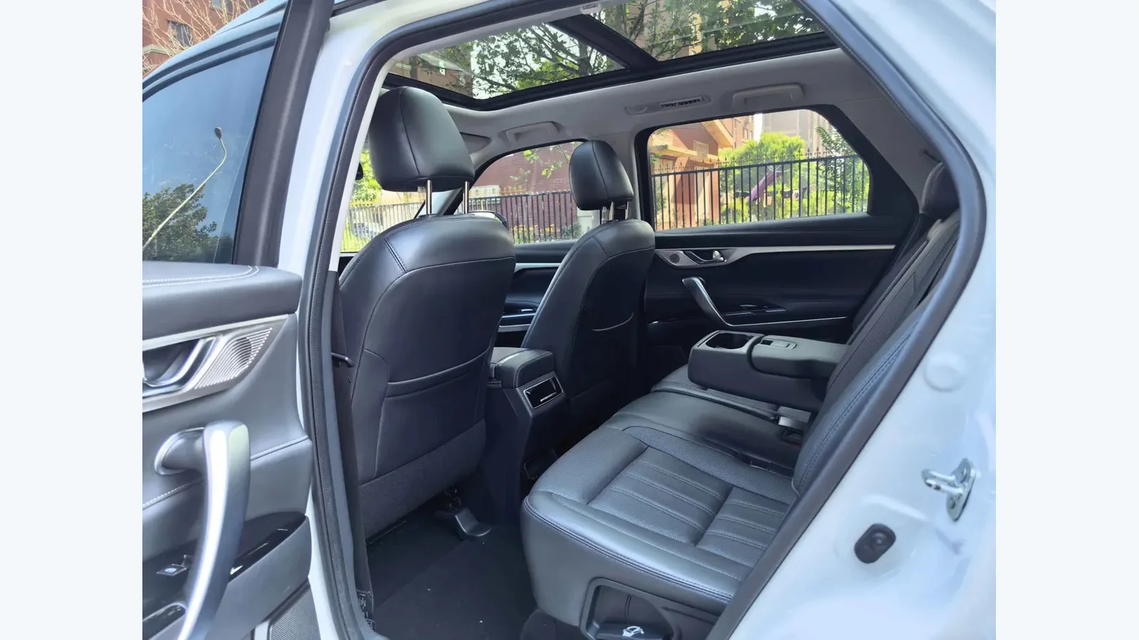 Used Changan CS95 Photo 4 thumbnail