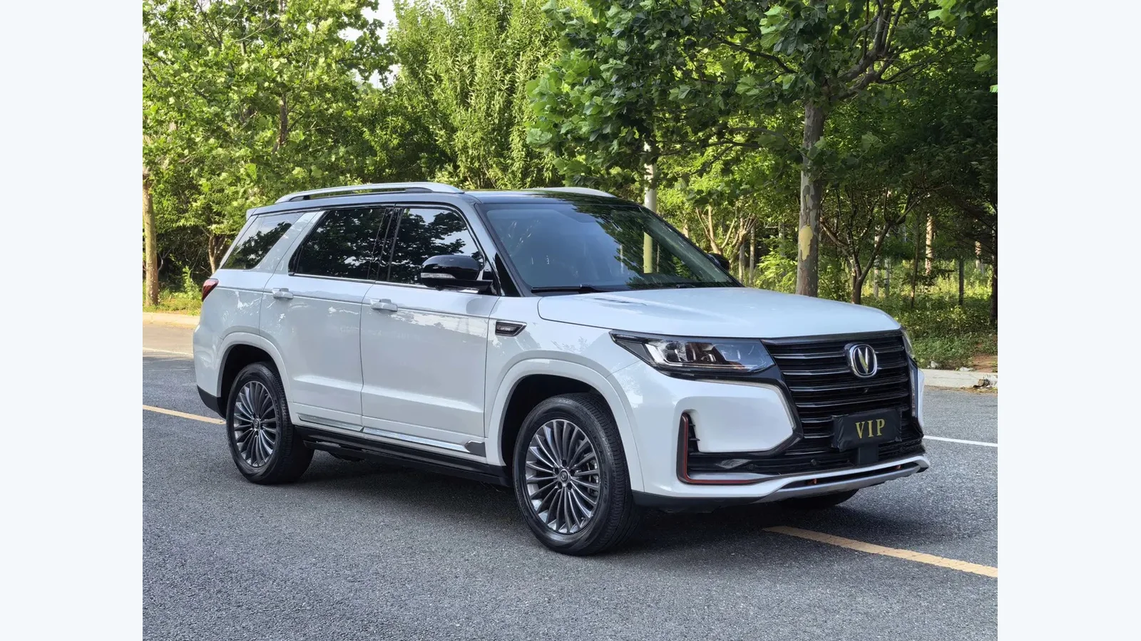 Used Changan CS95 Rear 45-degree thumbnail