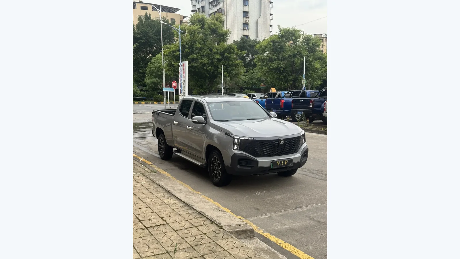 Used Changan Hunter Rear 45-degree thumbnail