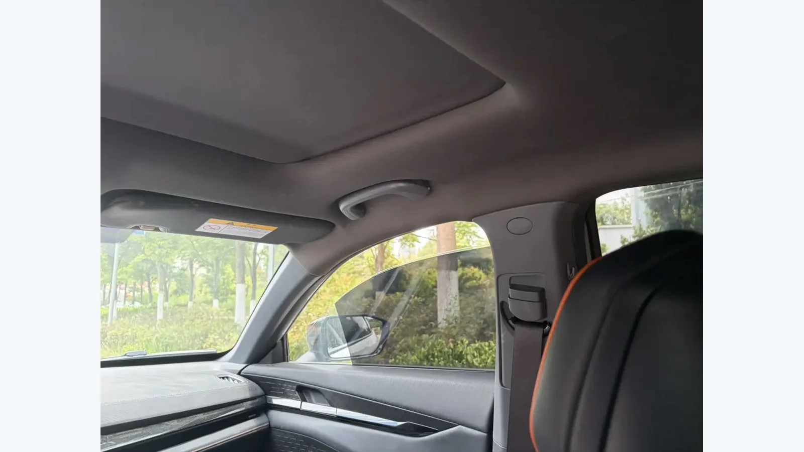 Used Changan UNI-V iDD Photo 8 thumbnail