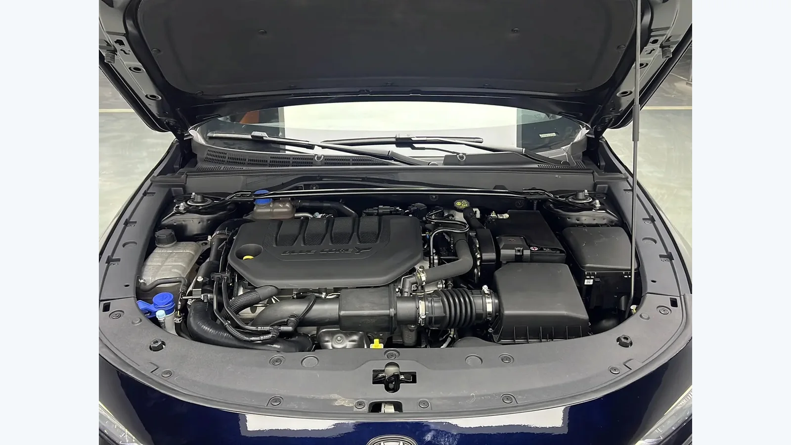 Used Changan UNI-V Photo 6 thumbnail