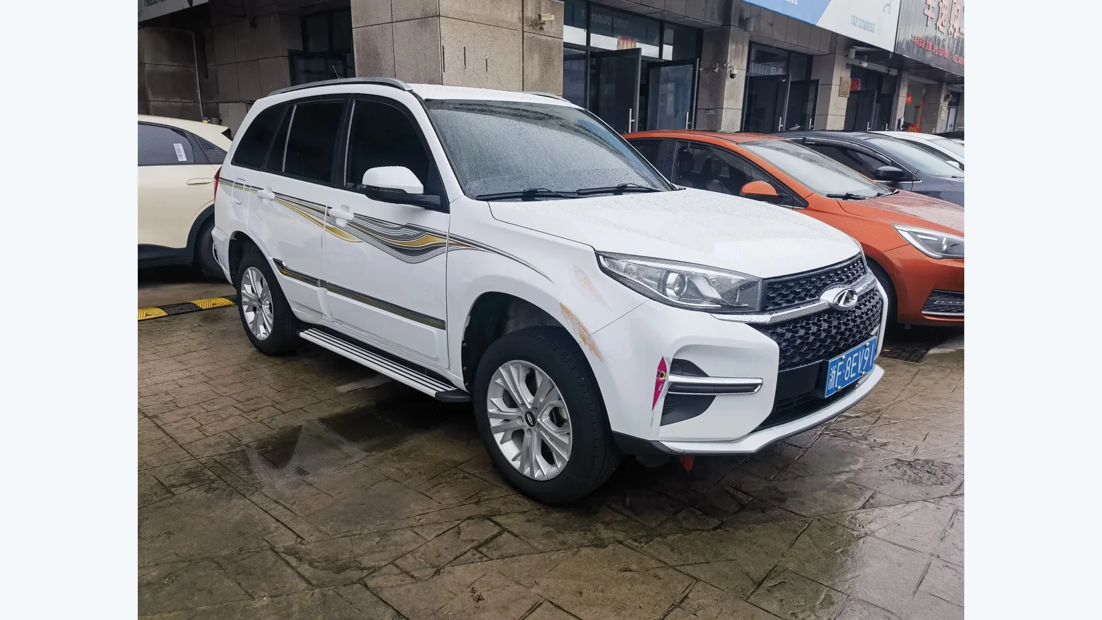 Used Chery Tiggo 3X Side profile thumbnail