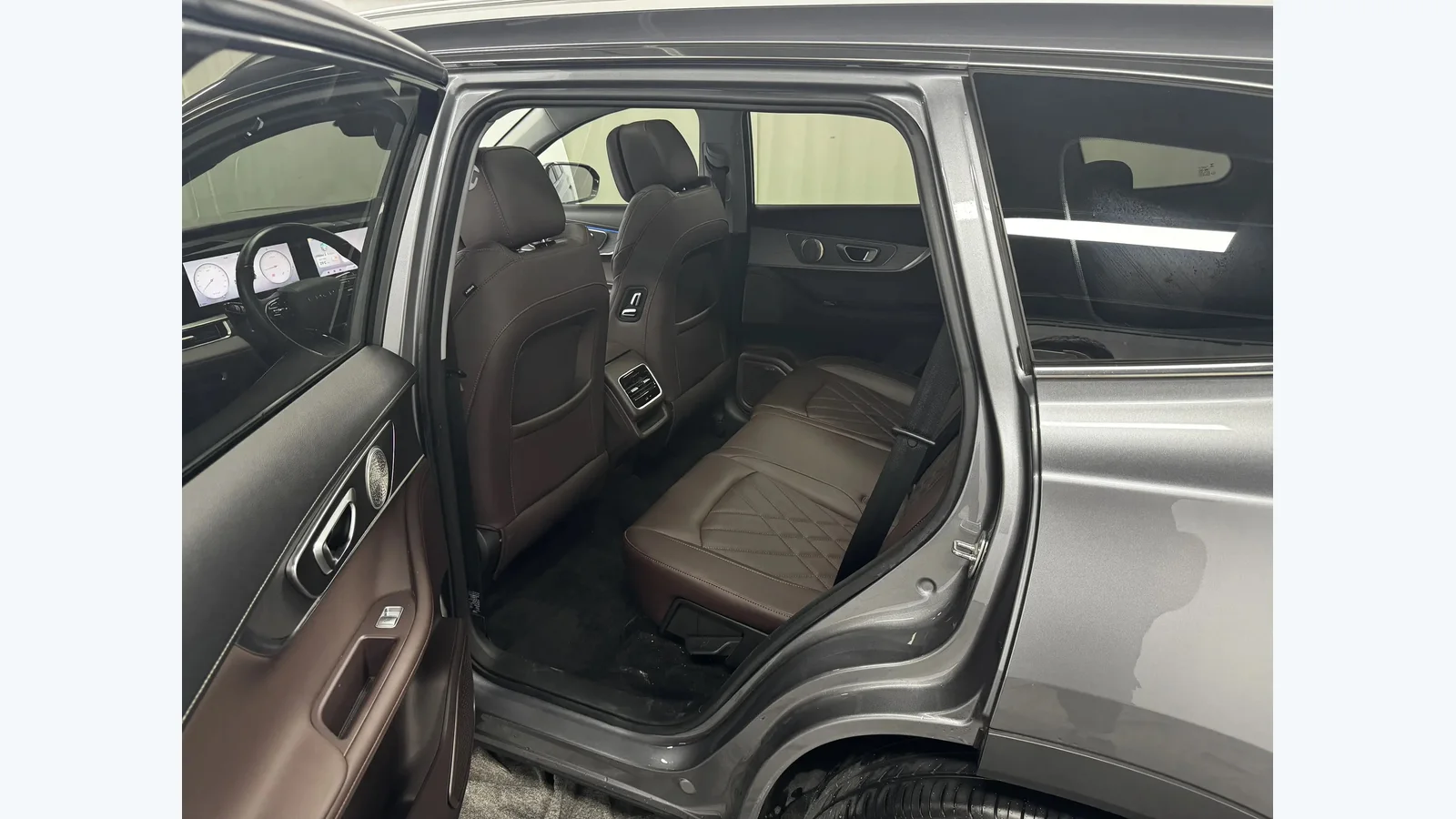 Used Chery Tiggo 8 Pro Photo 12 thumbnail