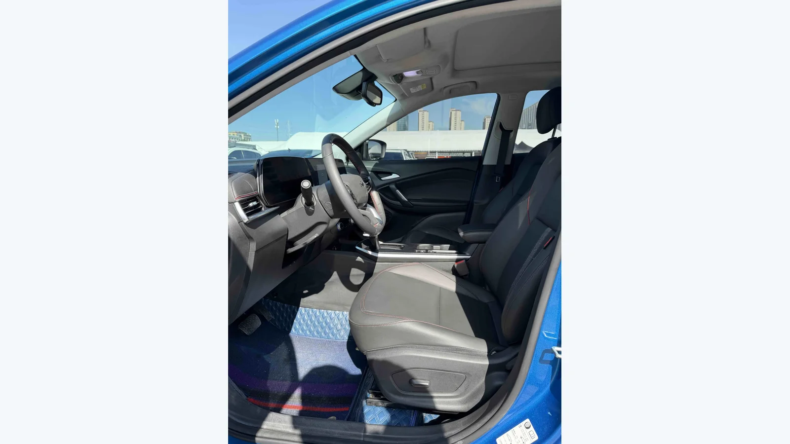 Used Chevrolet Trax Photo 2 thumbnail