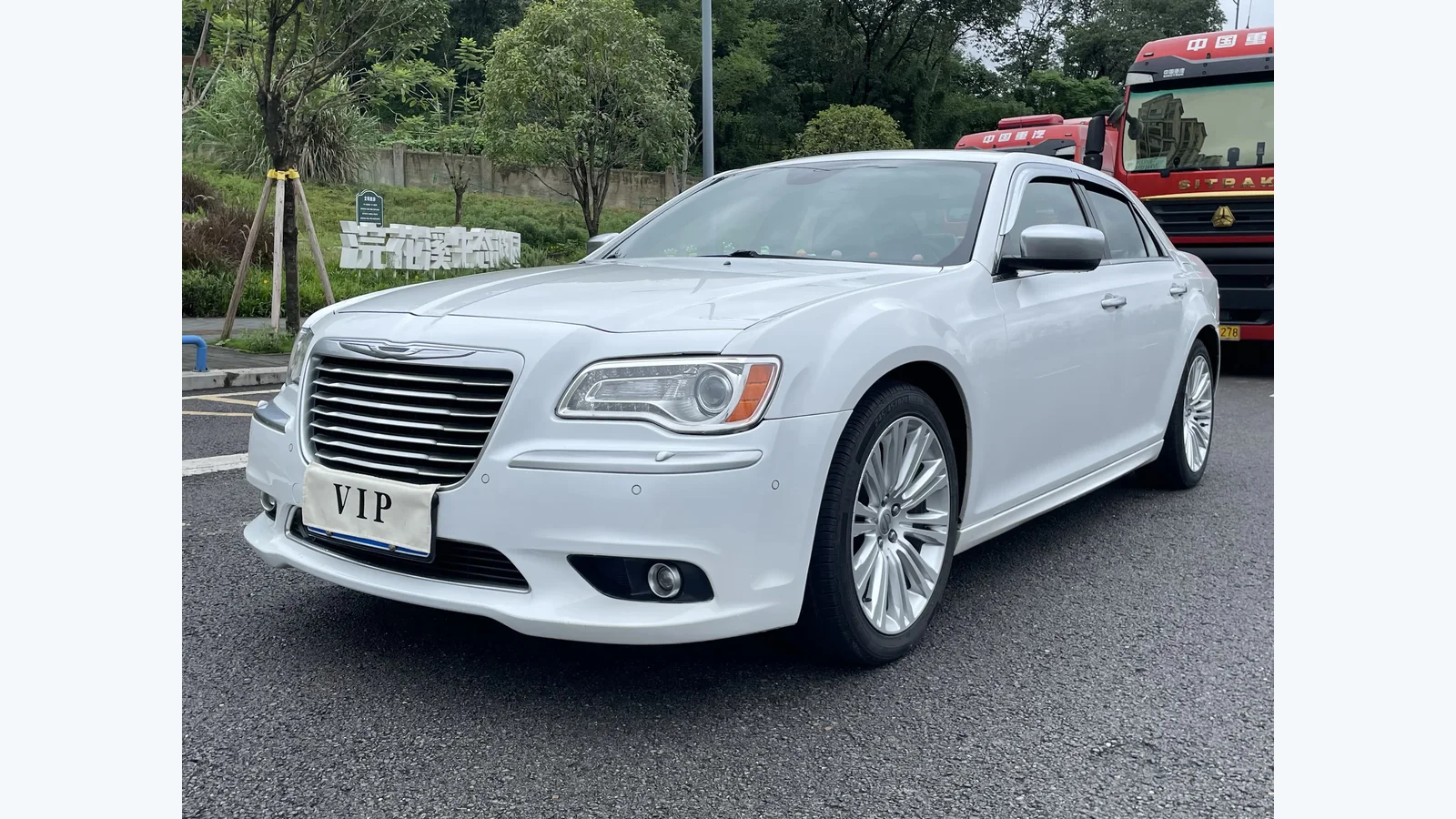 Used Chrysler 300C Export from China