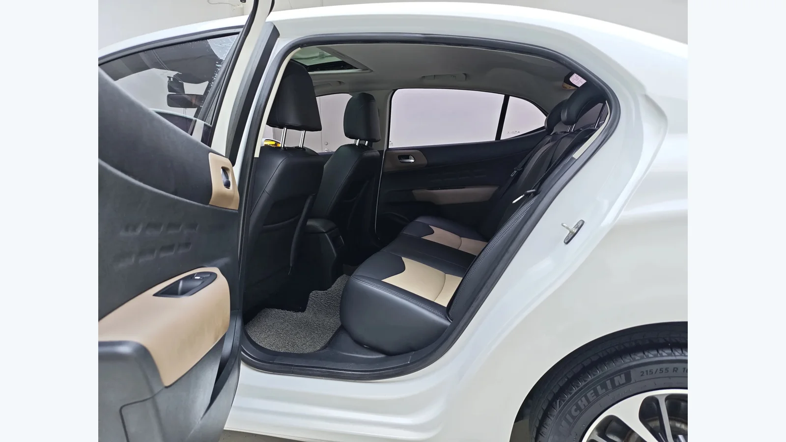 Used Citroën C4L Photo 13 thumbnail