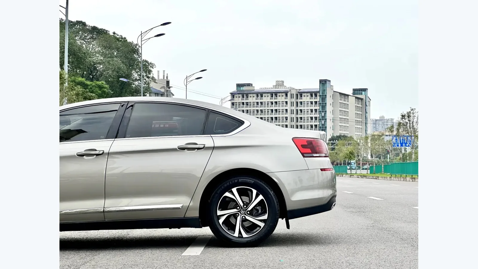 Used Citroën C5 Aircross Photo 18 thumbnail