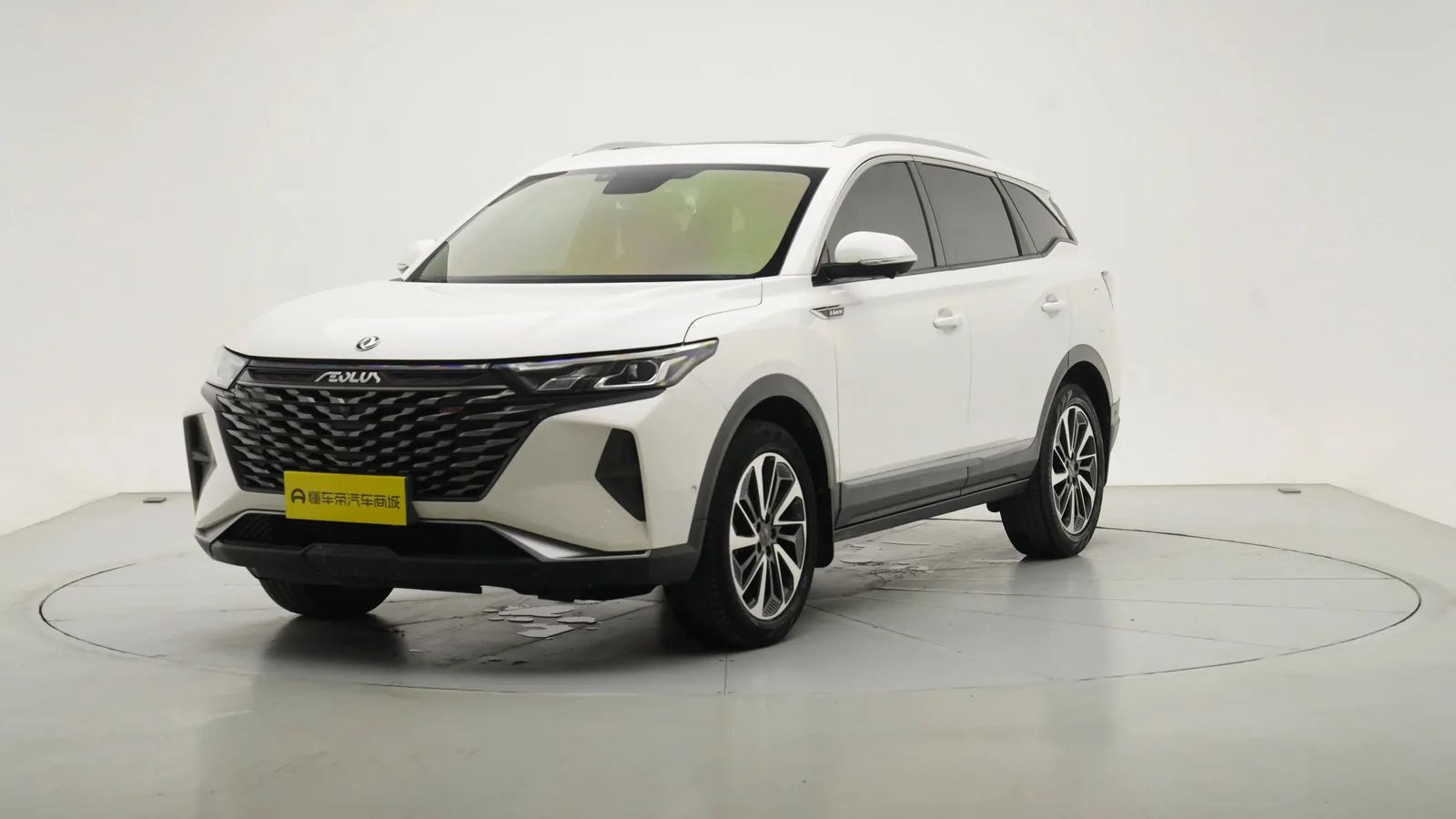 Used Dongfeng Aeolus AX7 Front 45-degree reference for China export