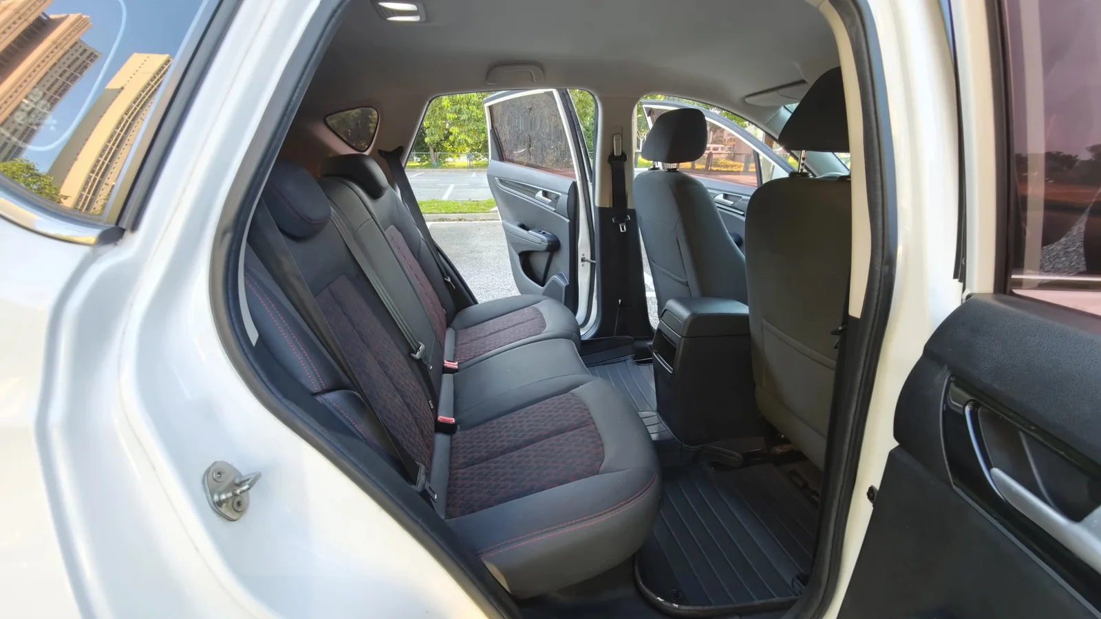 Used Dongfeng AX5 Photo 10 thumbnail