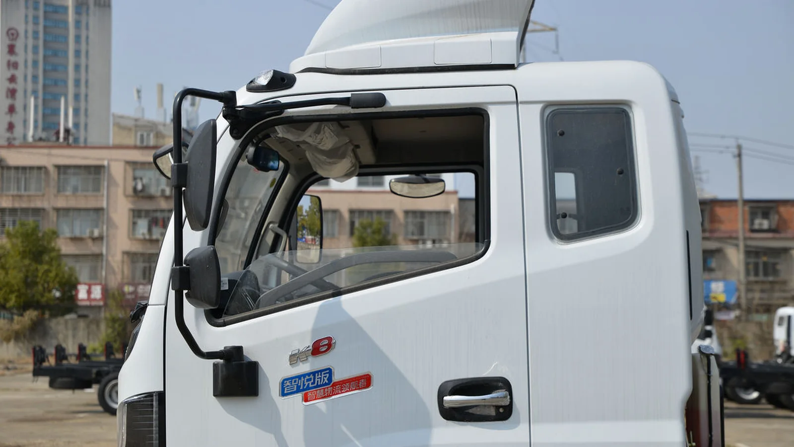 Used Dongfeng Captain Photo 6 thumbnail