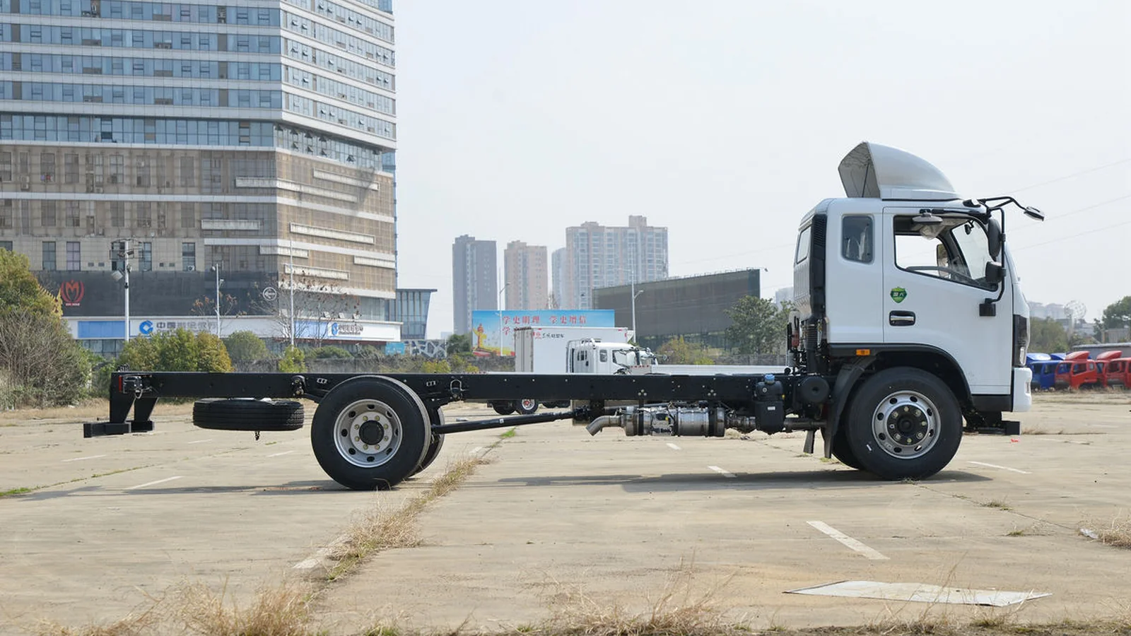 Used Dongfeng Captain Photo 21 thumbnail