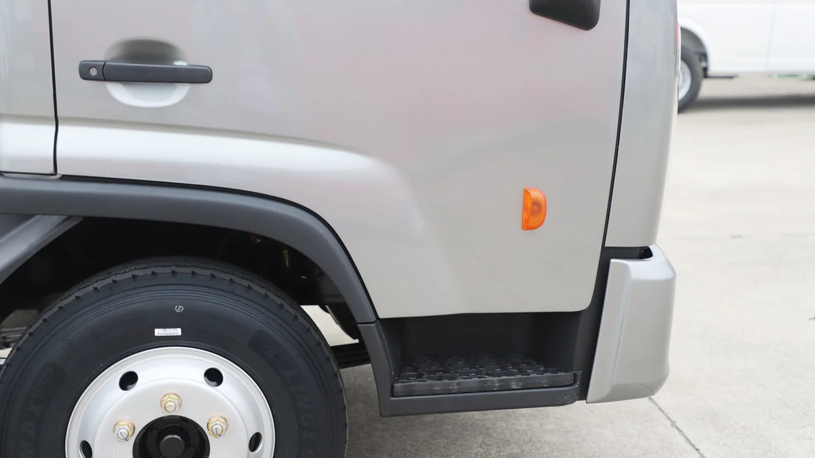 Used Dongfeng Duolika Rear 45-degree thumbnail